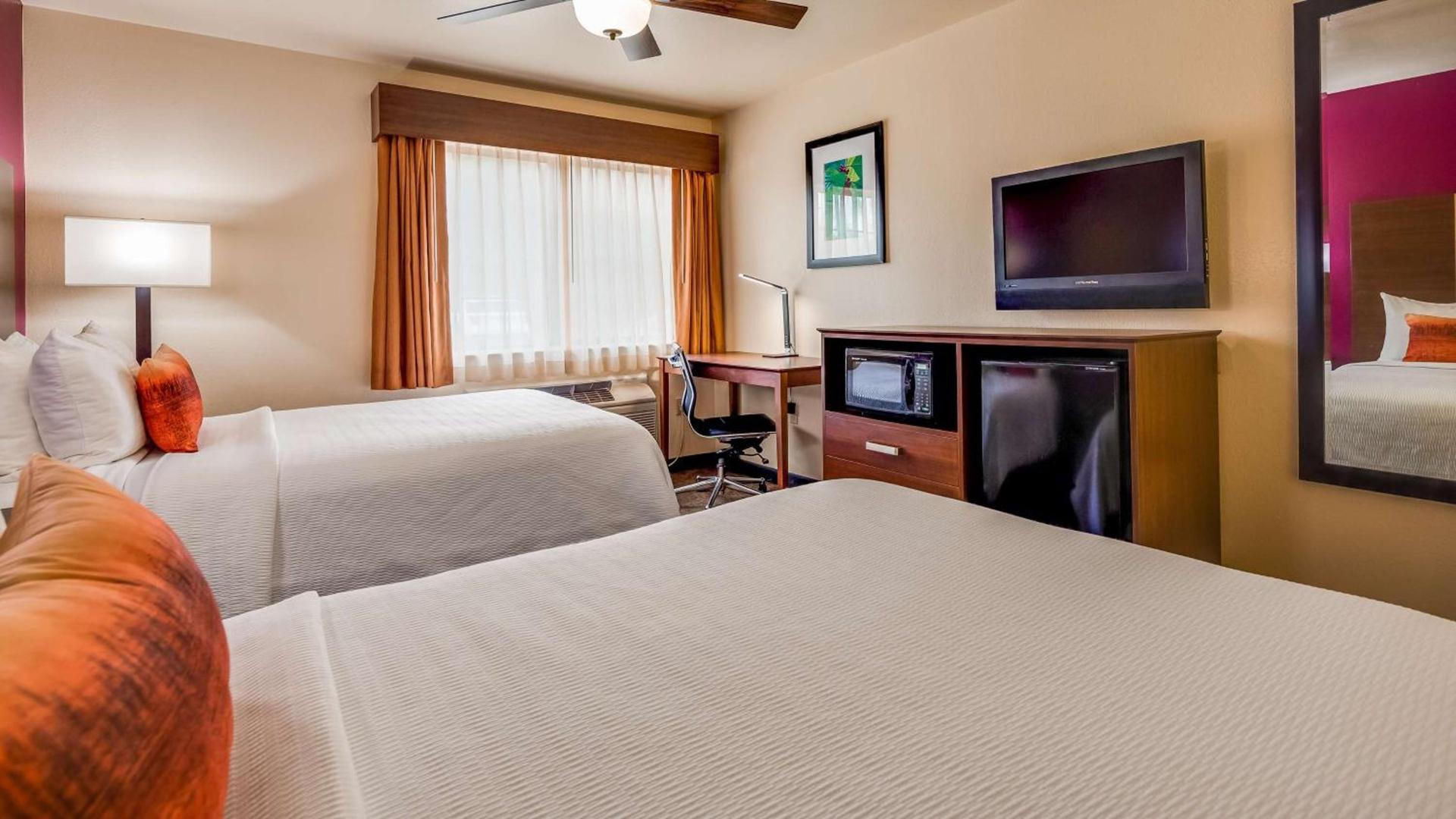 Best Western Pineywoods Inn photo 3