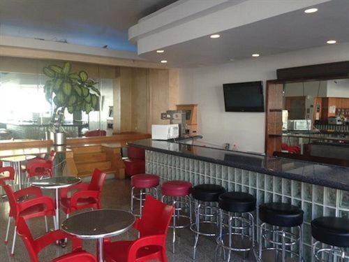 Collins Avenue Hostel photo 6