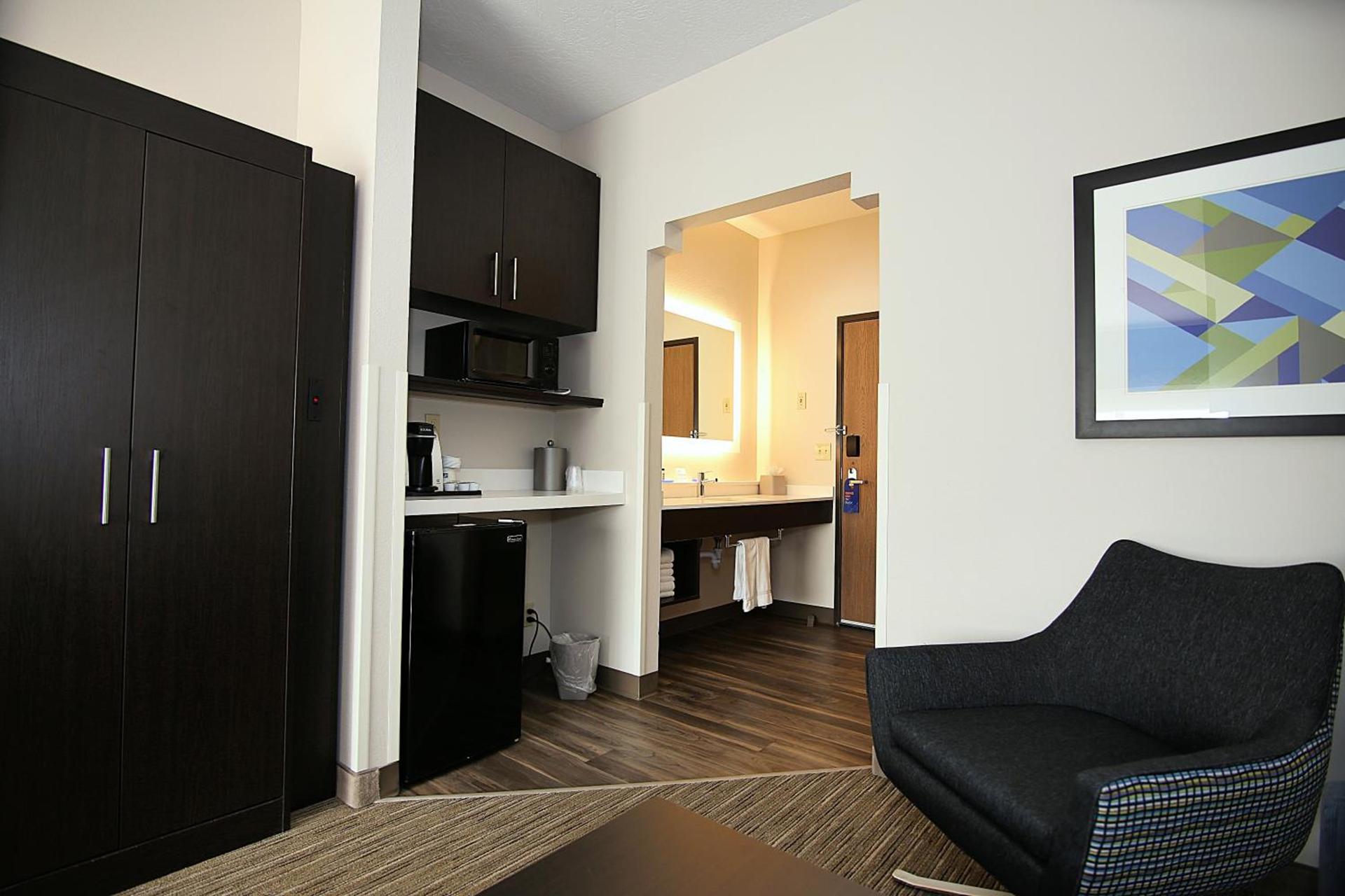 Holiday Inn Express Hotel & Suites Ashland by IHG photo 39