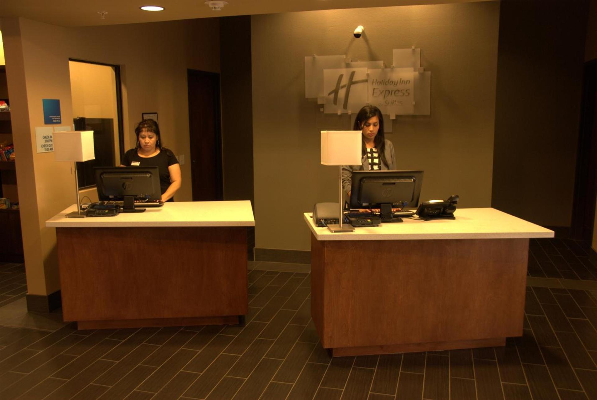Holiday Inn Express & Suites Globe by IHG photo 9