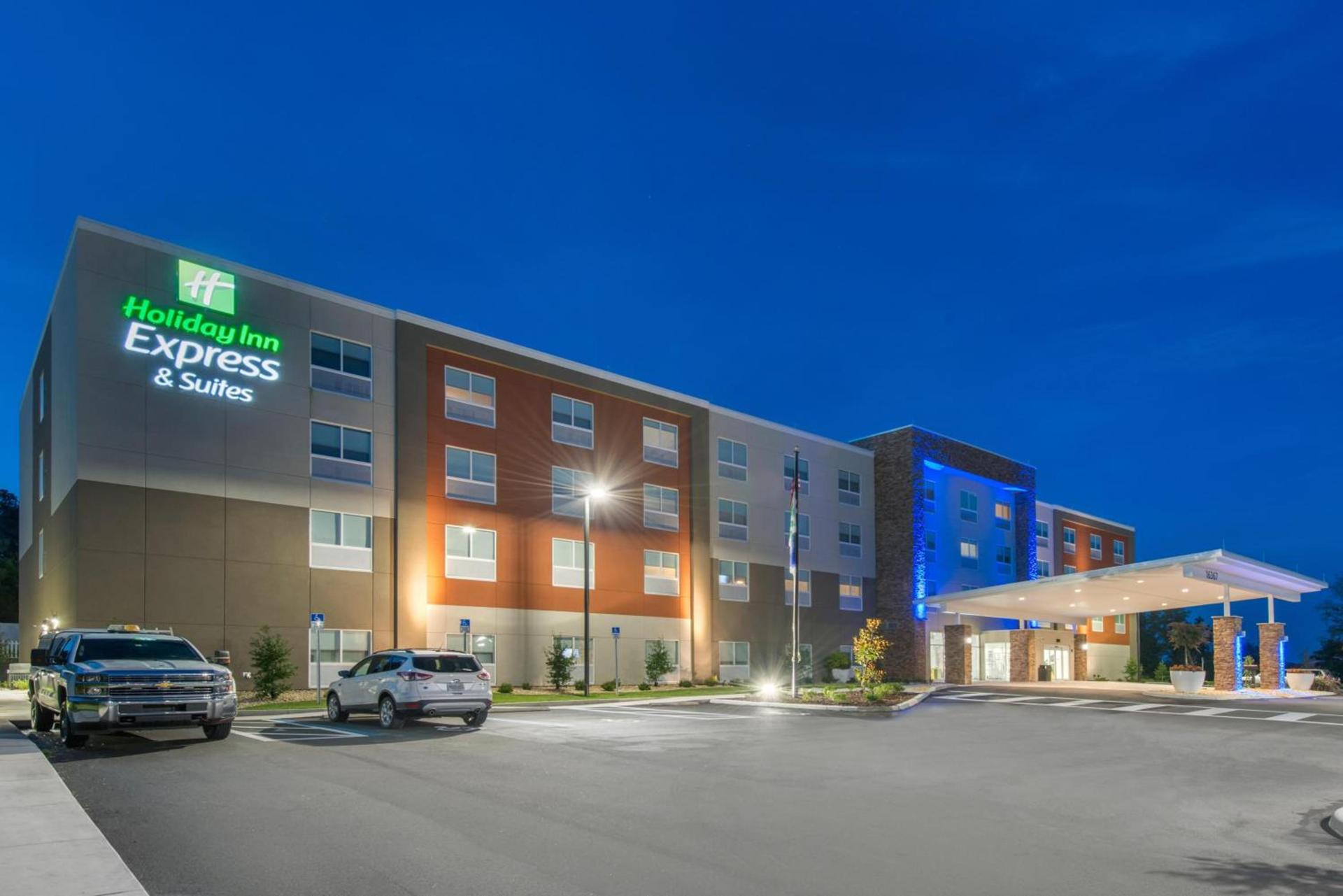 Holiday Inn Express & Suites Alachua - Gainesville Area by IHG photo 57