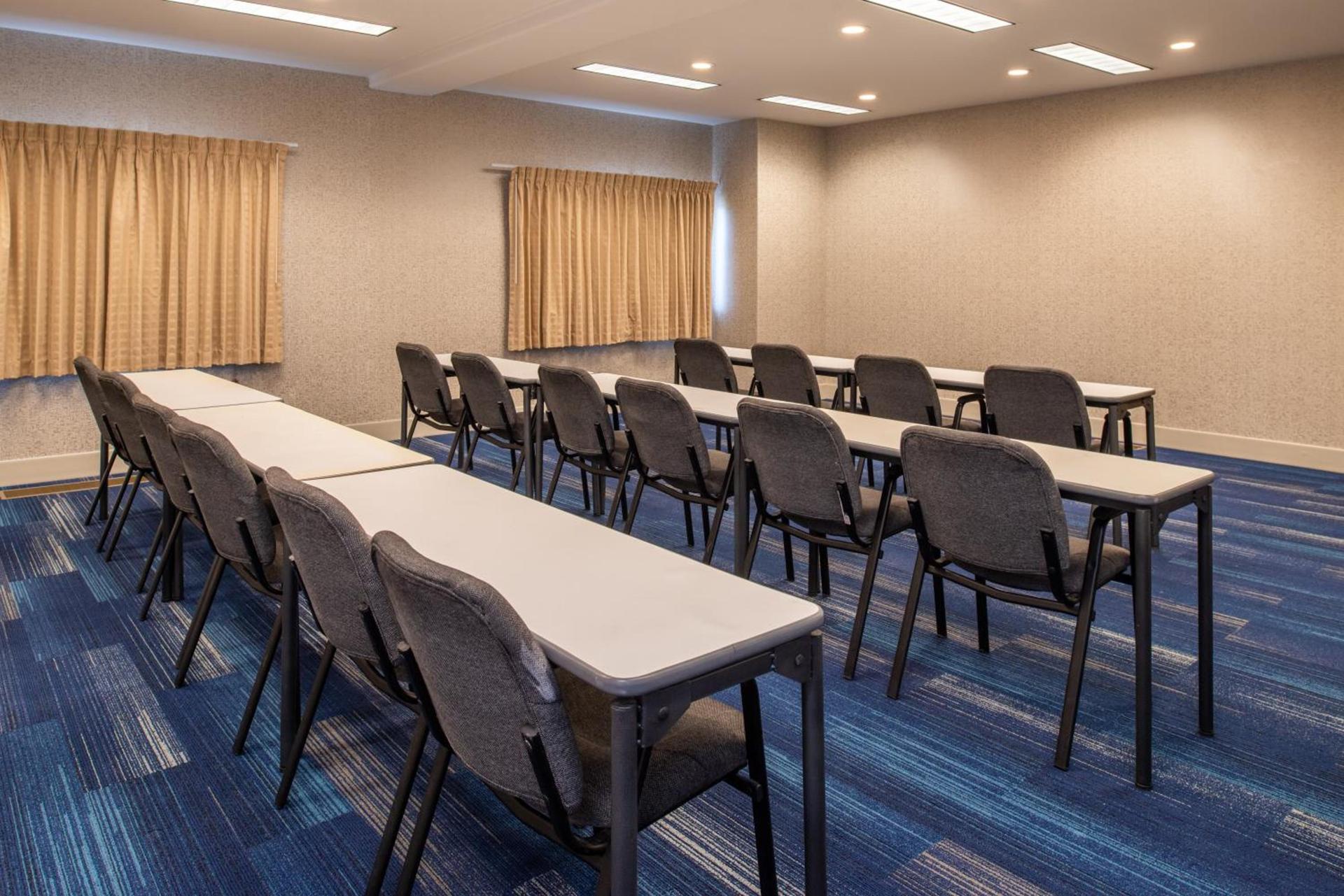 Holiday Inn Express Hotel & Suites Gunnison by IHG photo 62