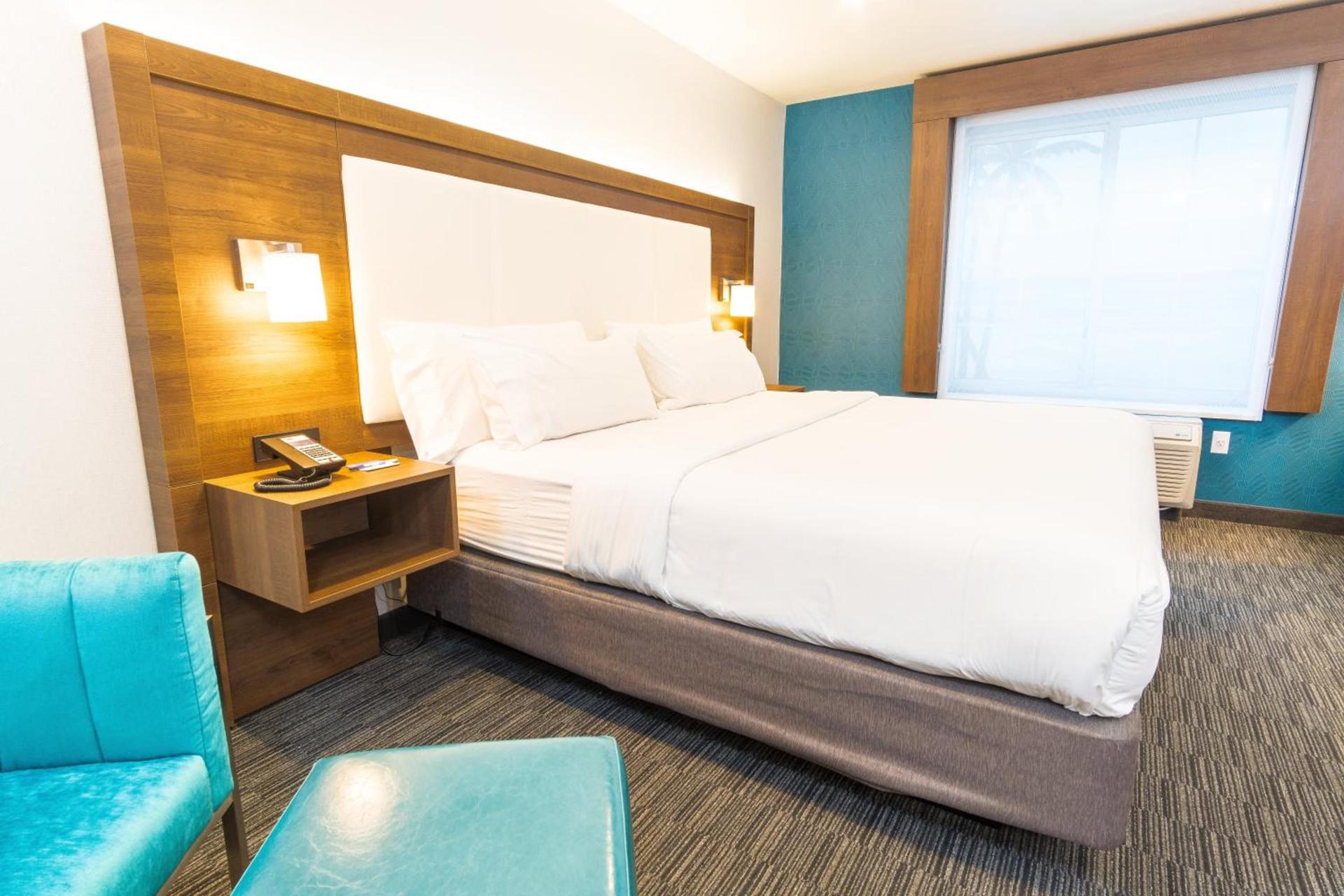 Holiday Inn Express Hollywood Walk of Fame by IHG photo 38