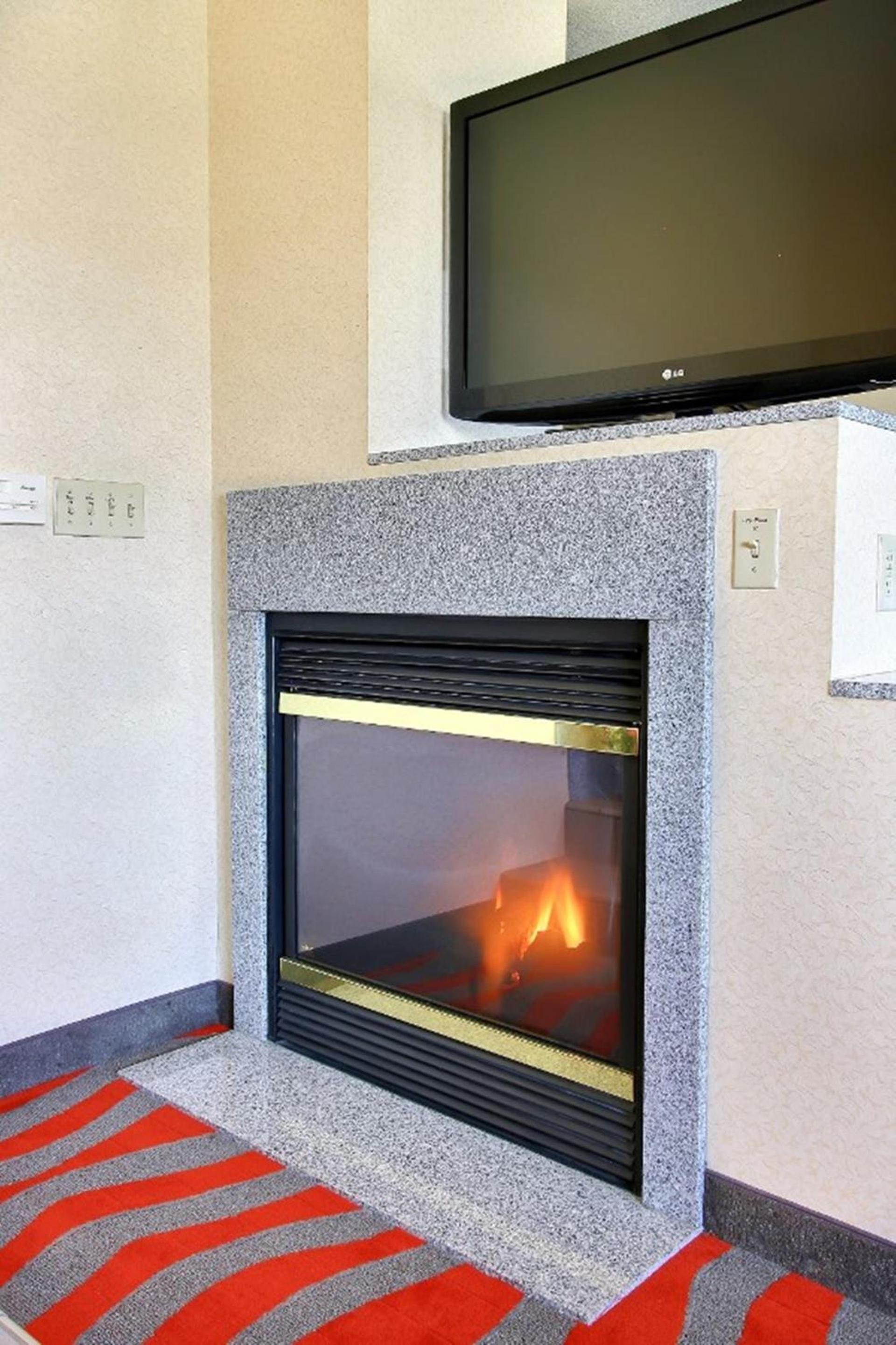 Comfort Suites Boise West Meridian photo 65