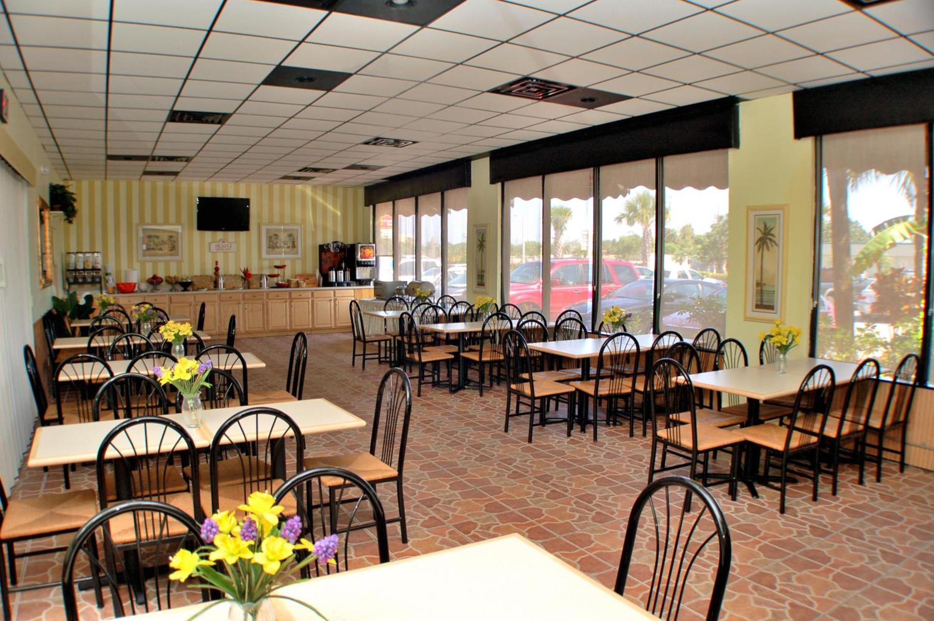 Days Inn by Wyndham Stuart photo 56