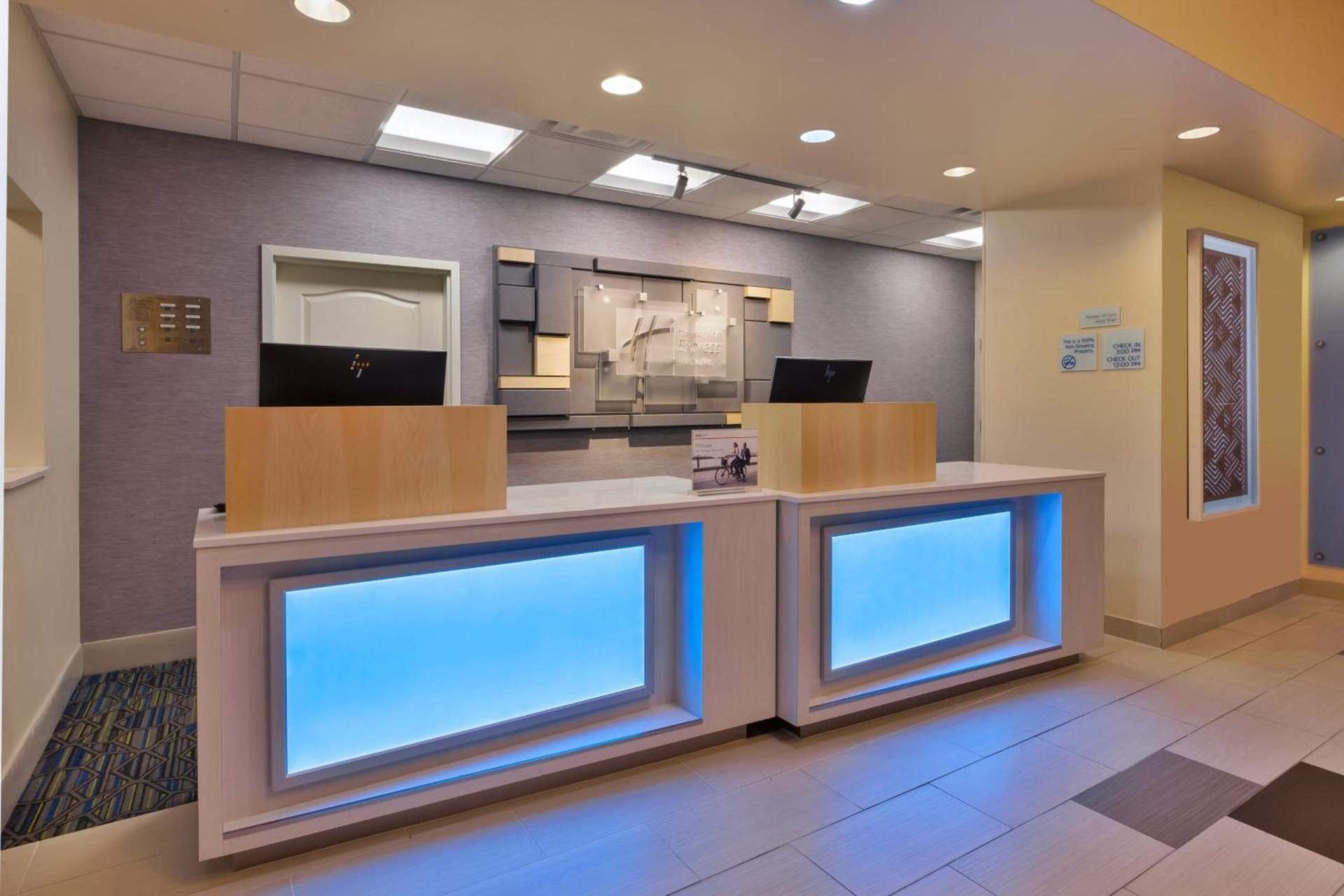 Holiday Inn Express & Suites - Effingham by IHG photo 42