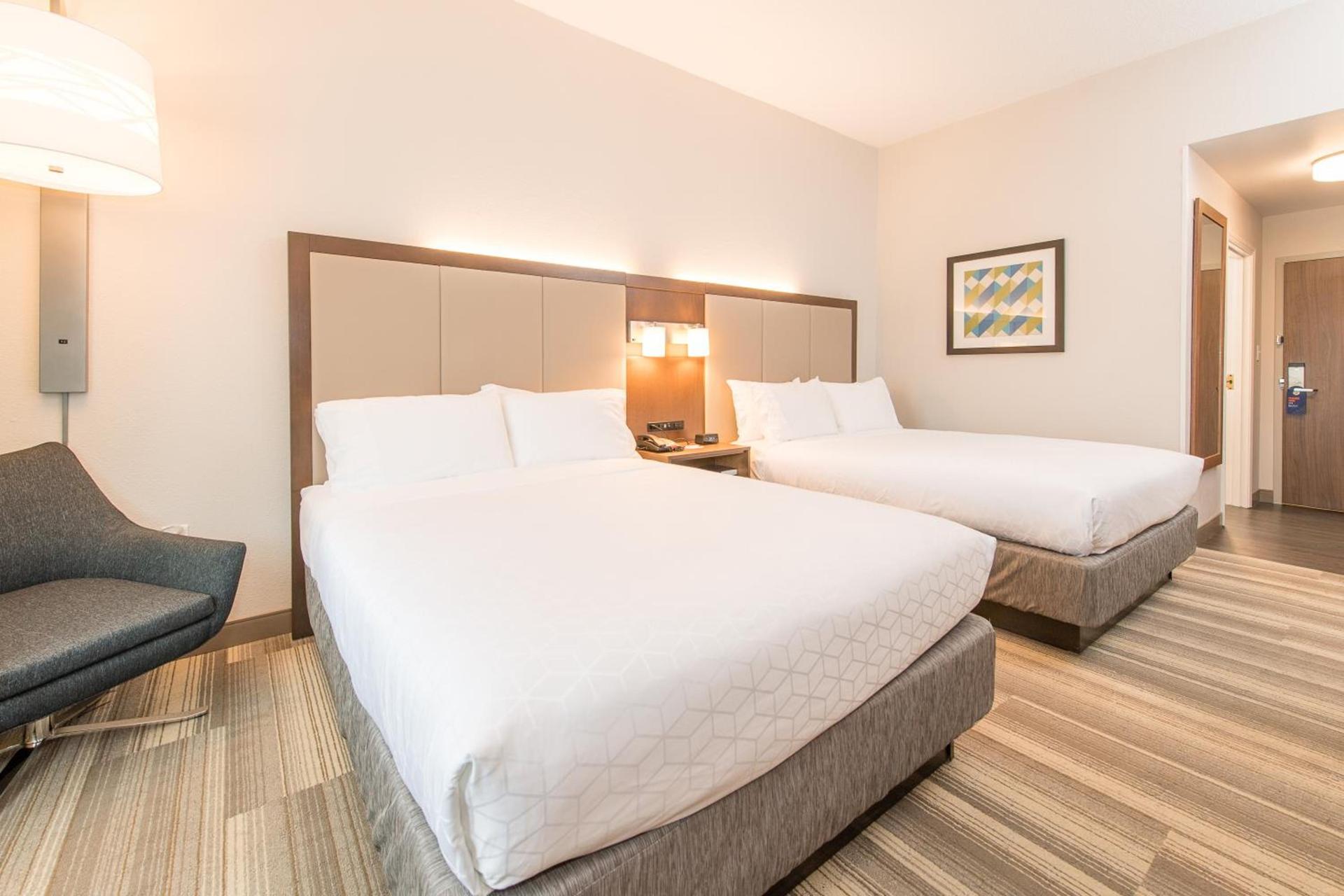 Holiday Inn Express & Suites Columbia-I-26 @ Harbison Blvd by IHG photo 45