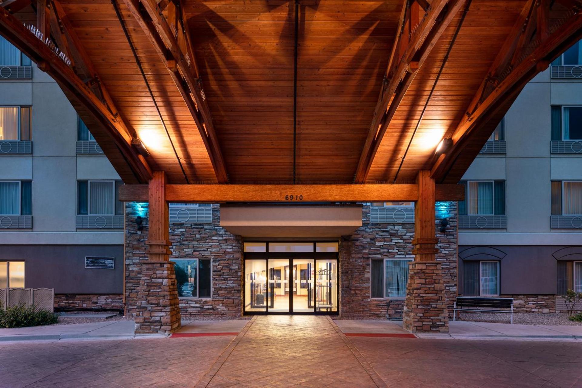 Holiday Inn Express & Suites Denver Airport by IHG photo 45
