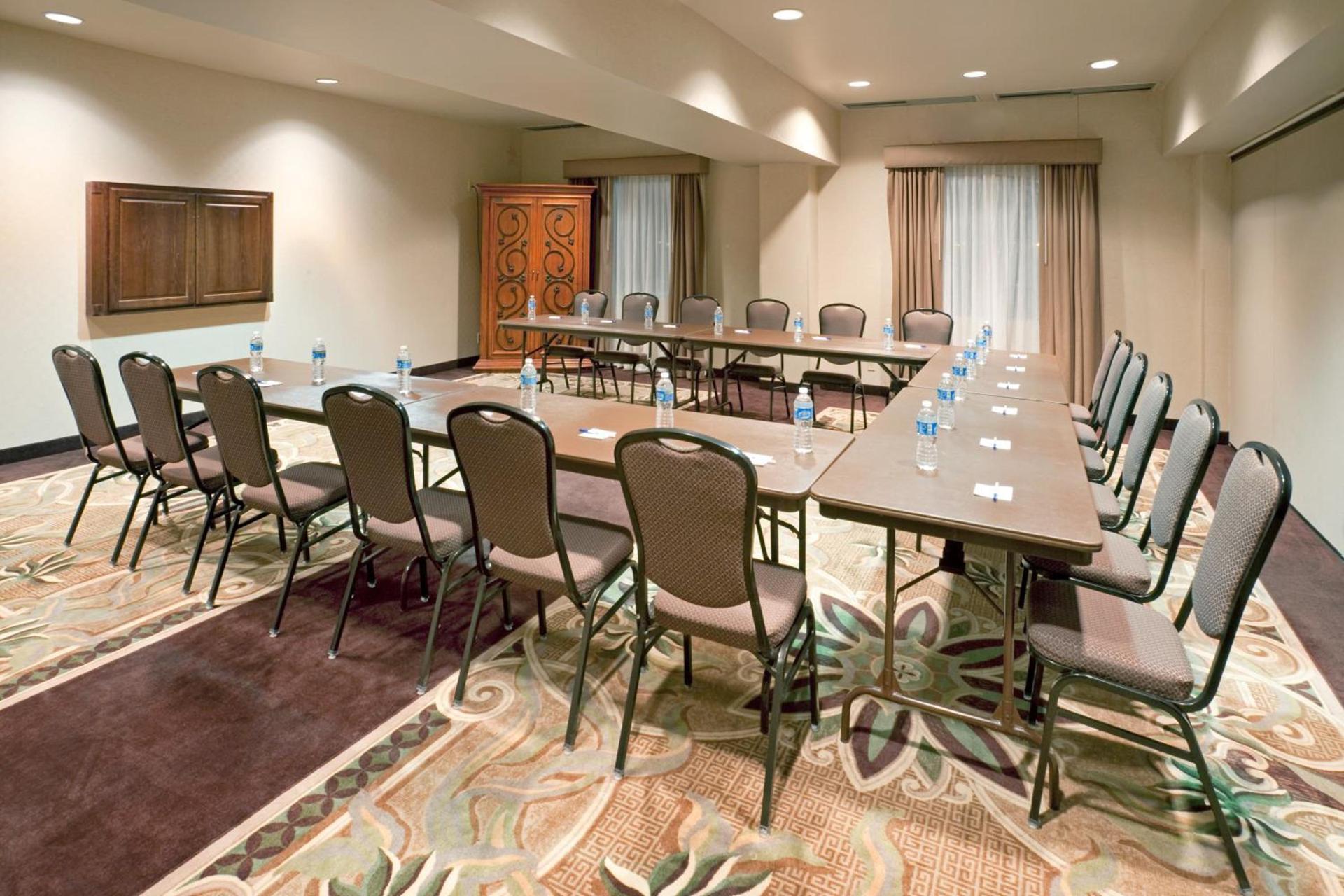 Holiday Inn Express Hotel & Suites Eagle Pass by IHG photo 46