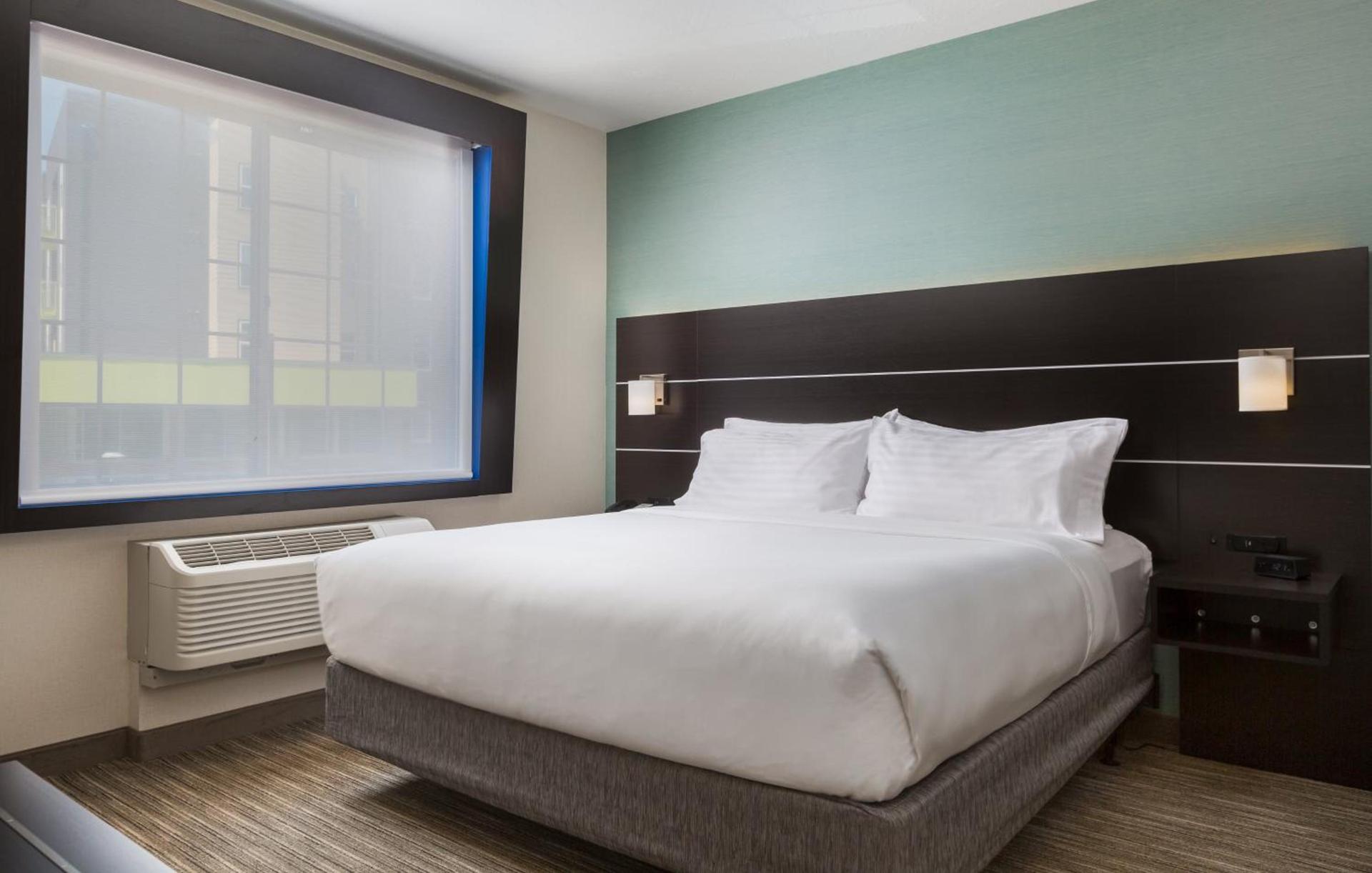 Holiday Inn Express Hotel & Suites Eugene Downtown - University by IHG photo 43