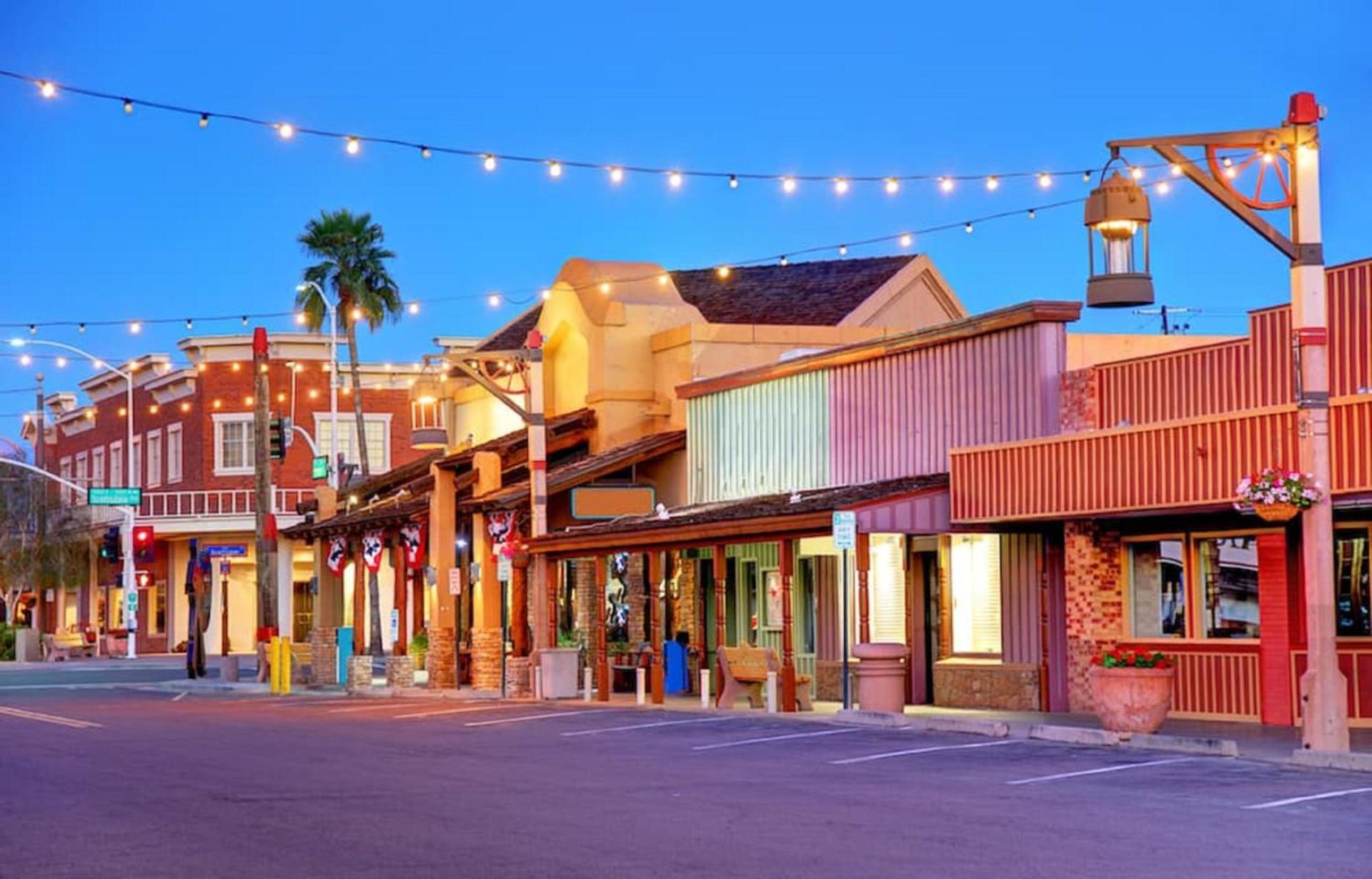Home2 Suites by Hilton Scottsdale Old Town photo 21