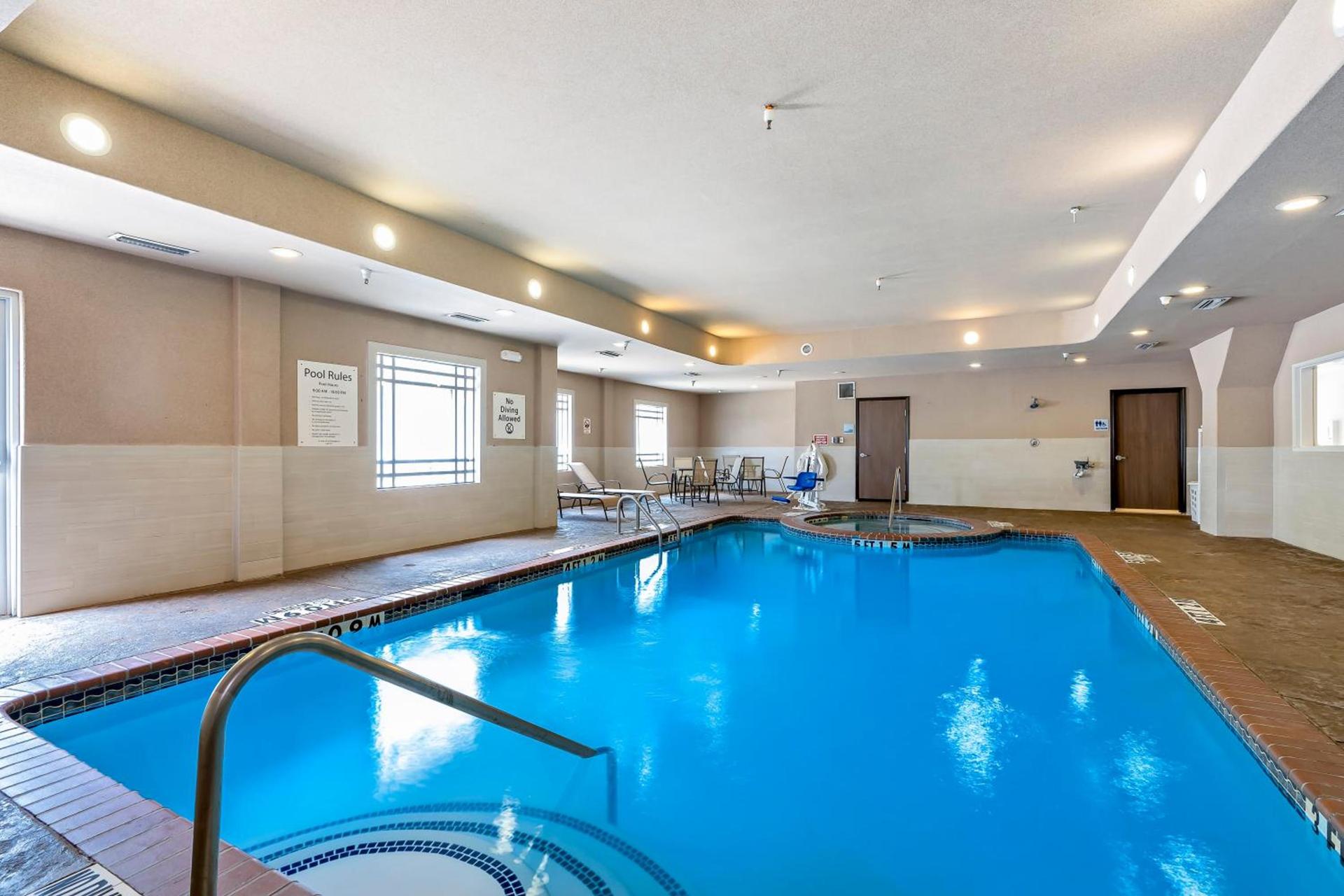 Holiday Inn Express Hotel & Suites Kilgore North by IHG photo 32