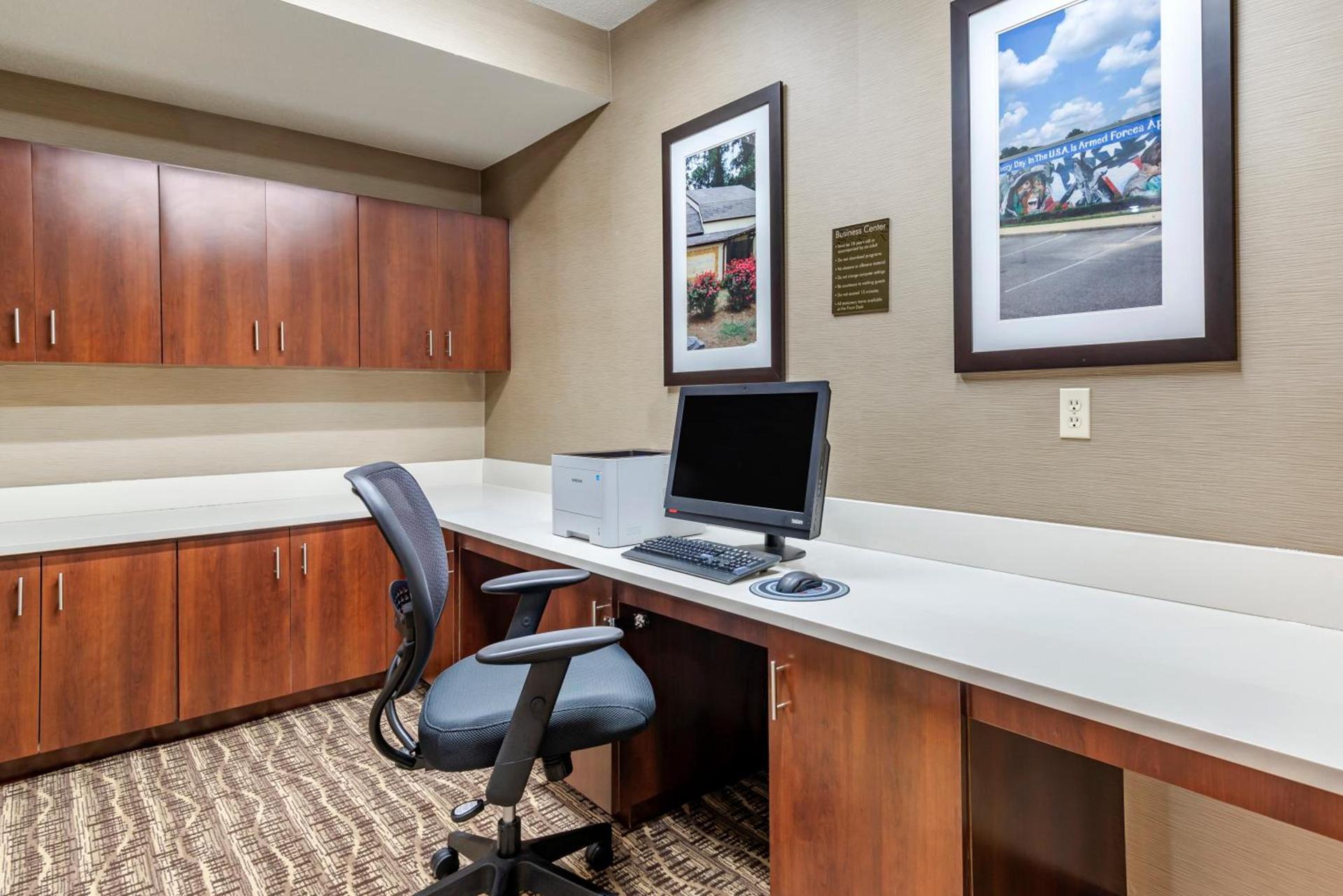 Comfort Suites near Robins Air Force Base photo 45