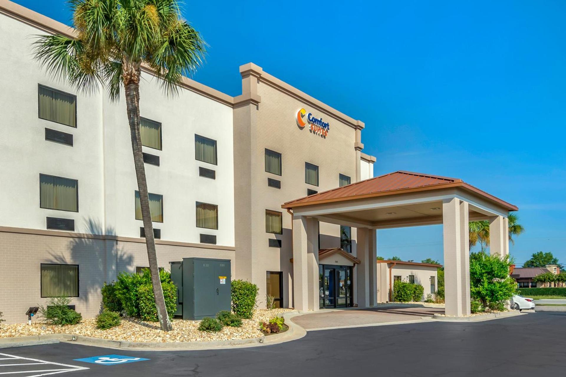 Comfort Suites near Robins Air Force Base photo 37