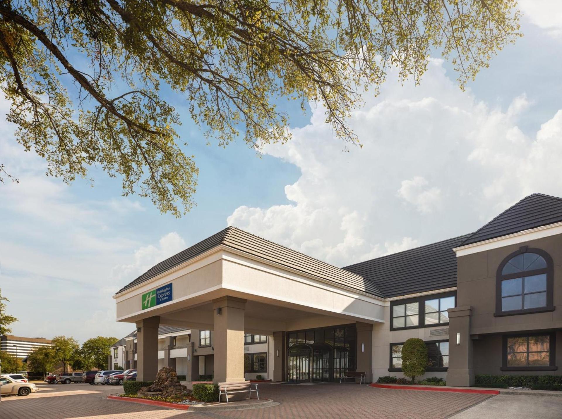 Holiday Inn Express Hotel & Suites Irving DFW Airport North by IHG — hotel in Irving