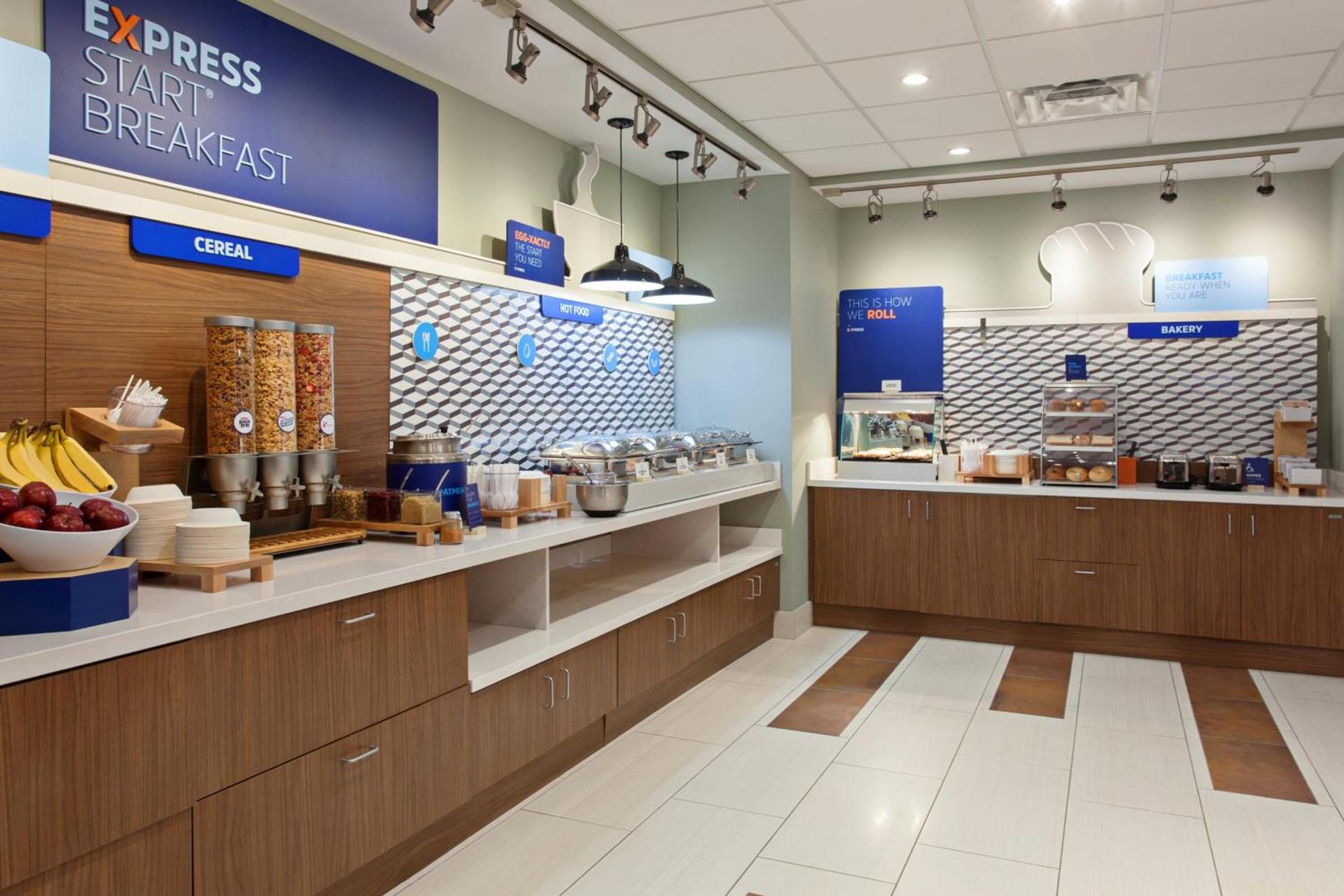Holiday Inn Express & Suites - King George - Dahlgren by IHG photo 18