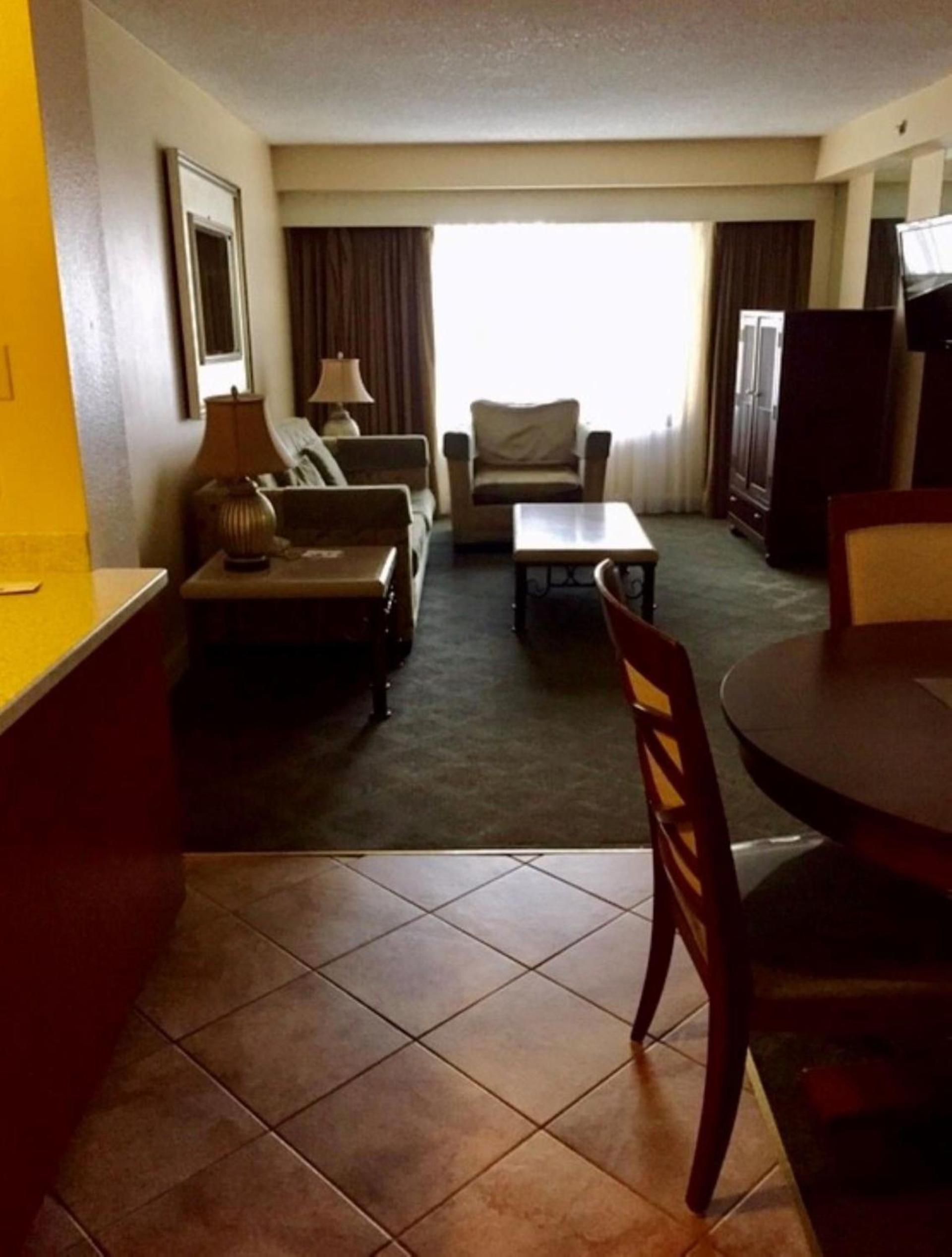 Jockey Resort Suites Center Strip photo 10