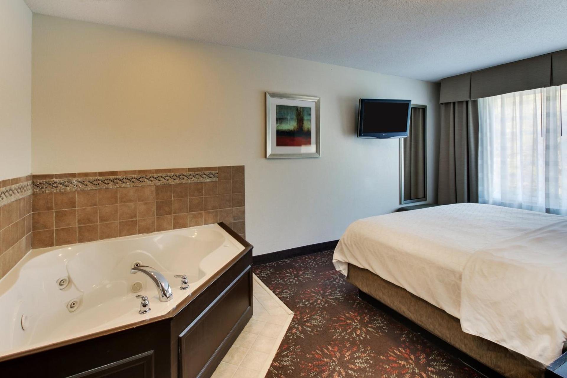 Holiday Inn Express Hotel & Suites Lancaster-Lititz by IHG photo 56