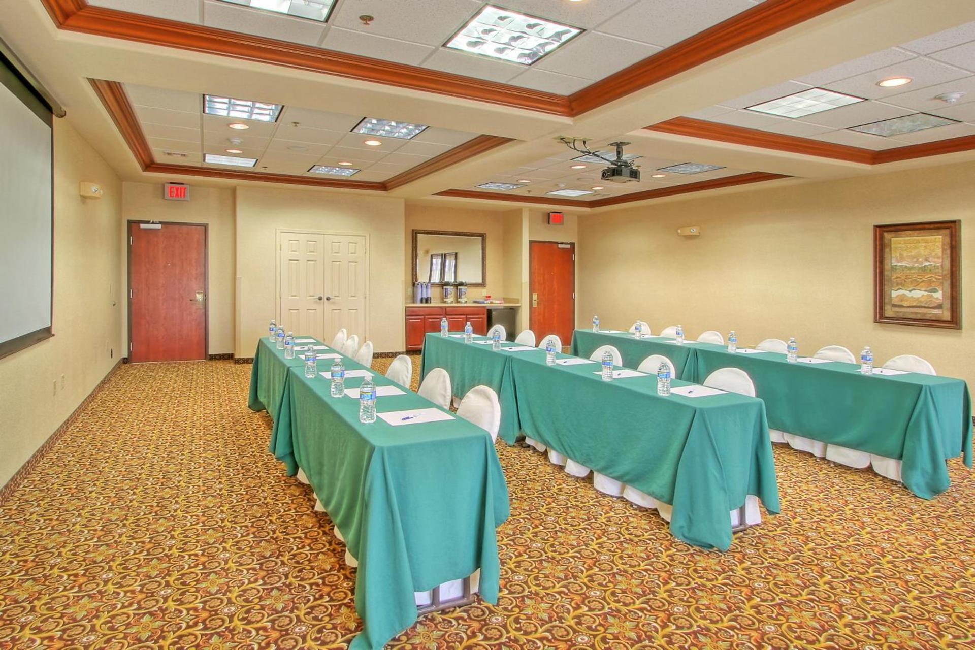 Holiday Inn Express Hotel & Suites Las Cruces by IHG photo 34