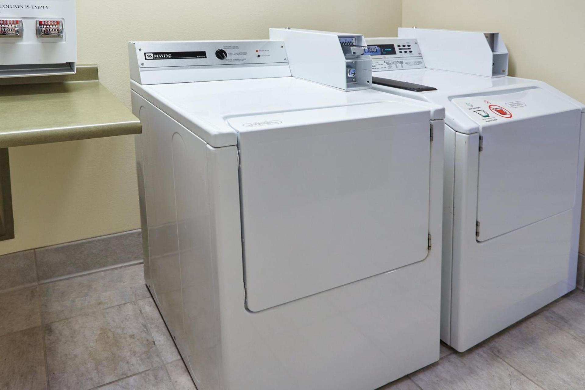 Holiday Inn Express & Suites Madison-Verona by IHG photo 23