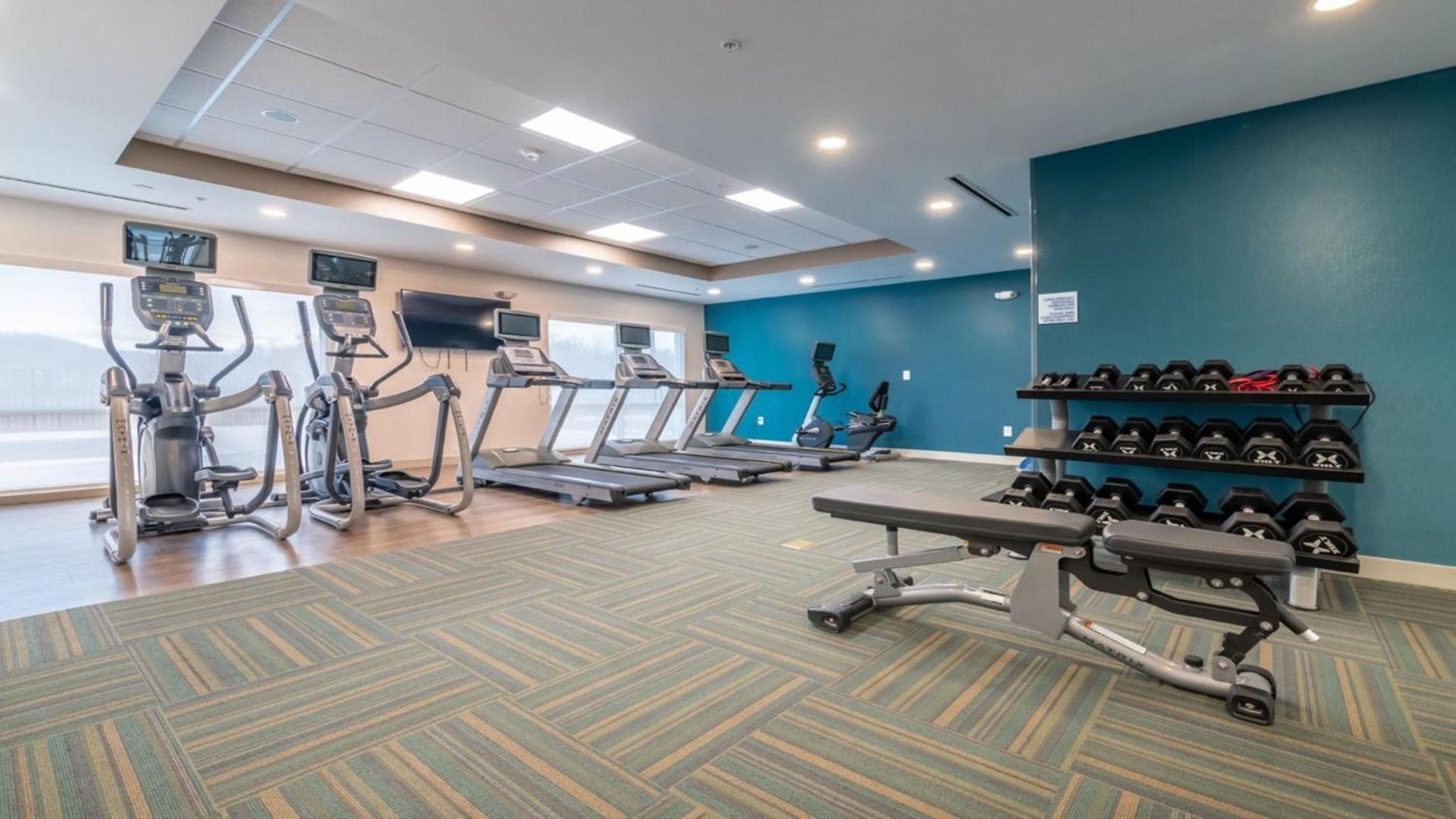 Holiday Inn Express & Suites - Marion by IHG photo 58