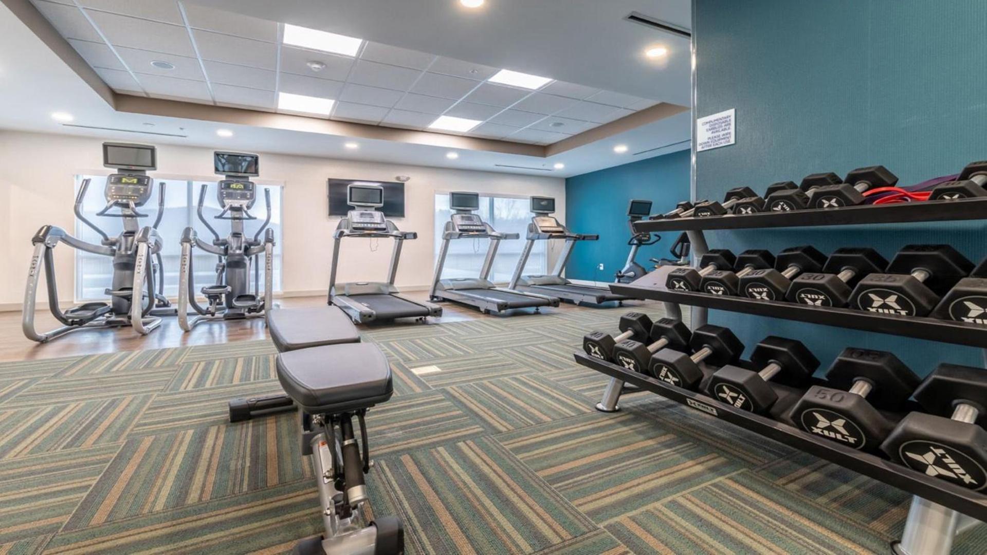 Holiday Inn Express & Suites - Marion by IHG photo 59