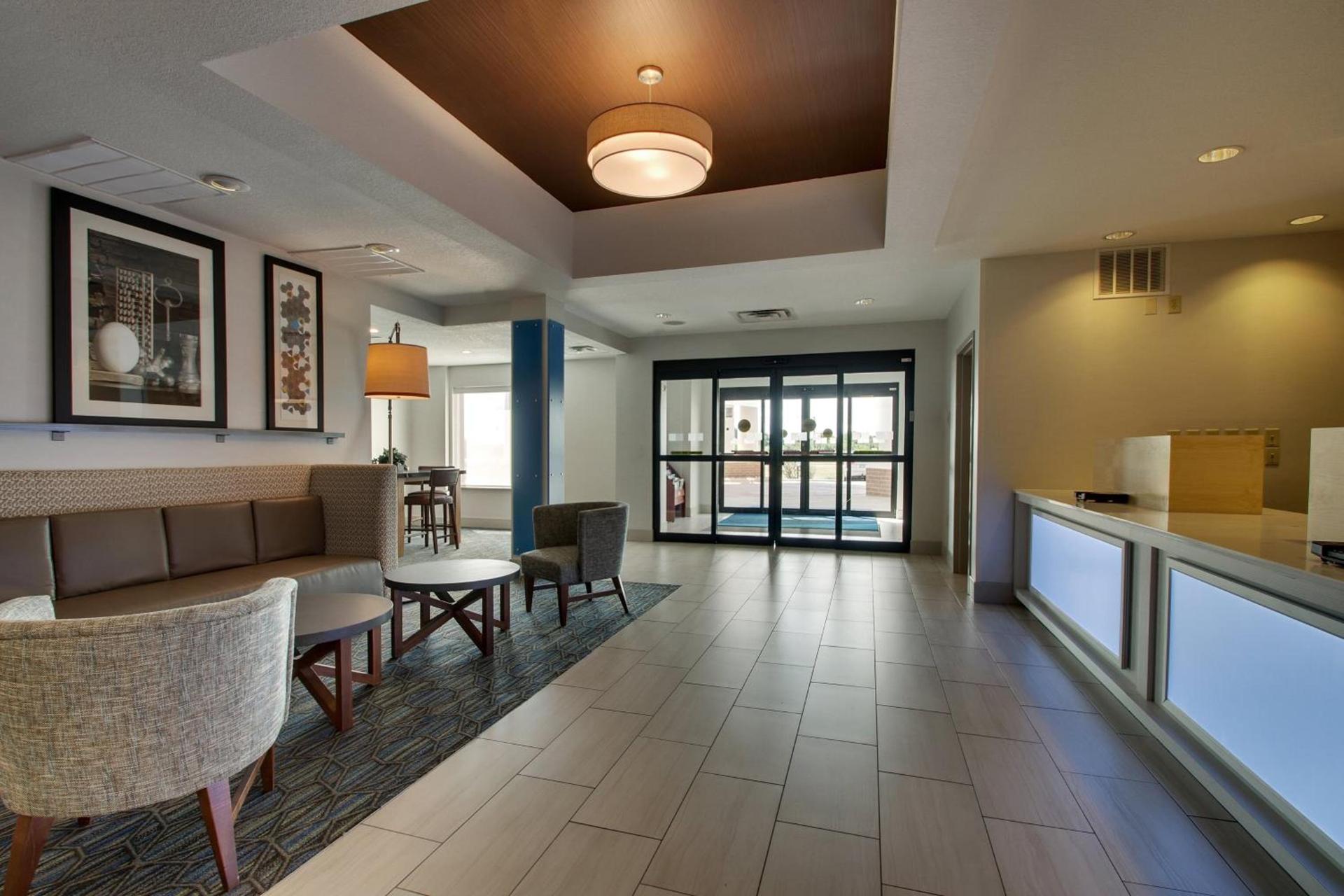 Holiday Inn Express Hotel & Suites Morris by IHG photo 16