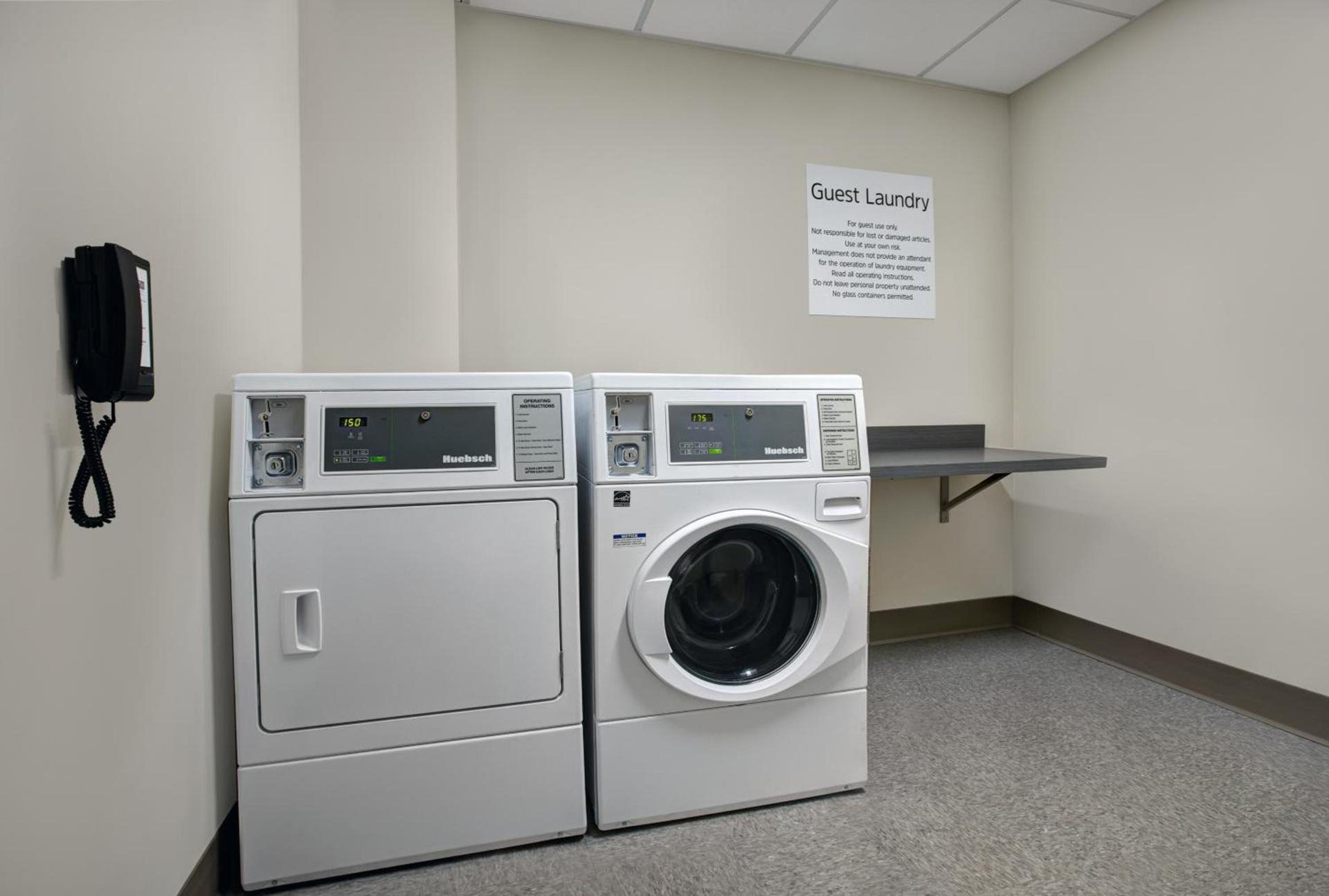 Holiday Inn Express & Suites - Milwaukee - Brookfield by IHG photo 49