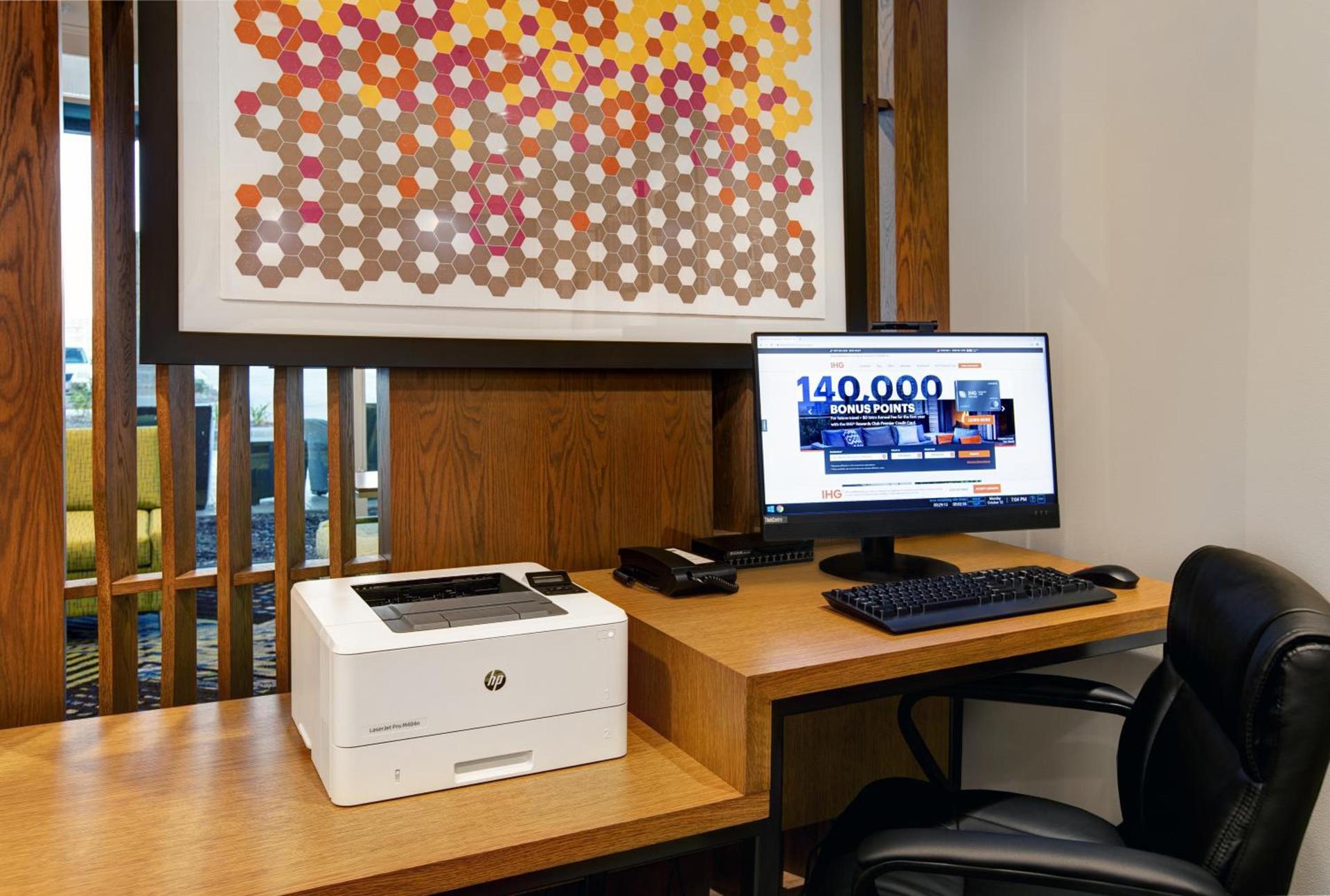 Holiday Inn Express & Suites - Milwaukee - Brookfield by IHG photo 50