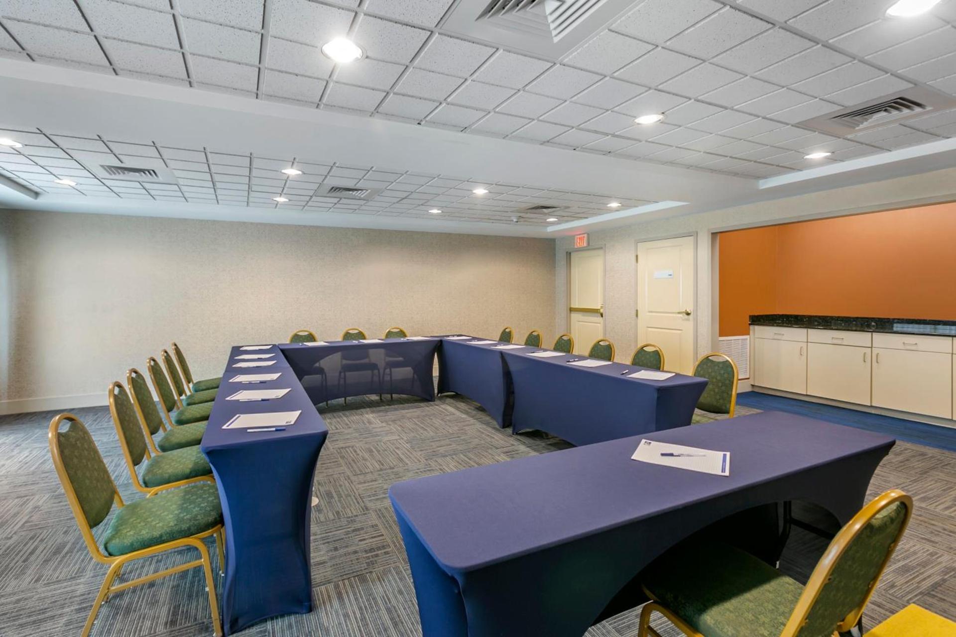 Holiday Inn Express Mount Arlington by IHG photo 54
