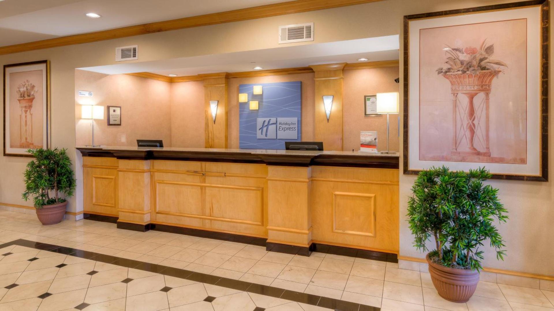 Holiday Inn Express Hotel & Suites Memphis Southwind by IHG photo 11