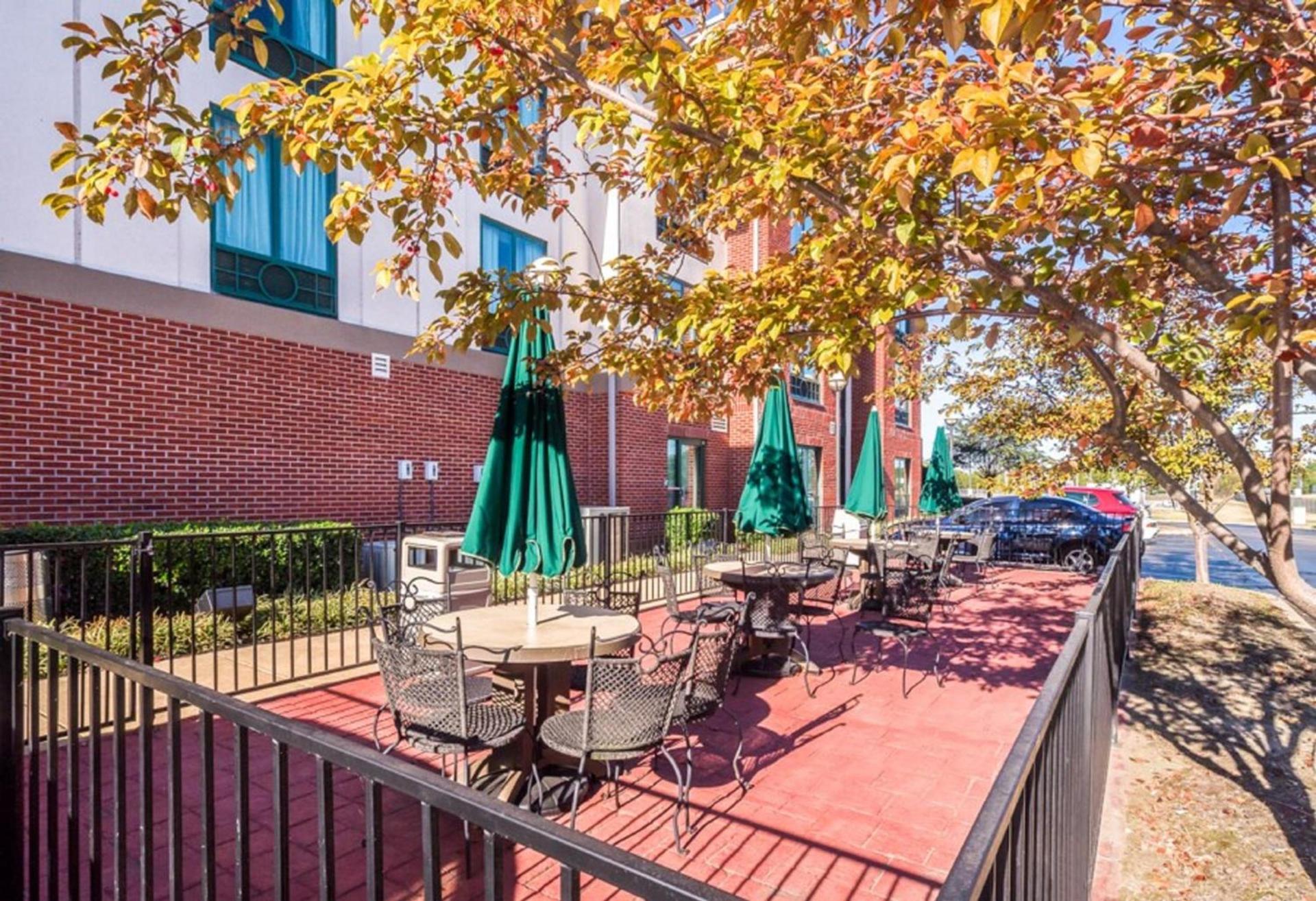 Holiday Inn Express Hotel & Suites Memphis Southwind by IHG photo 12
