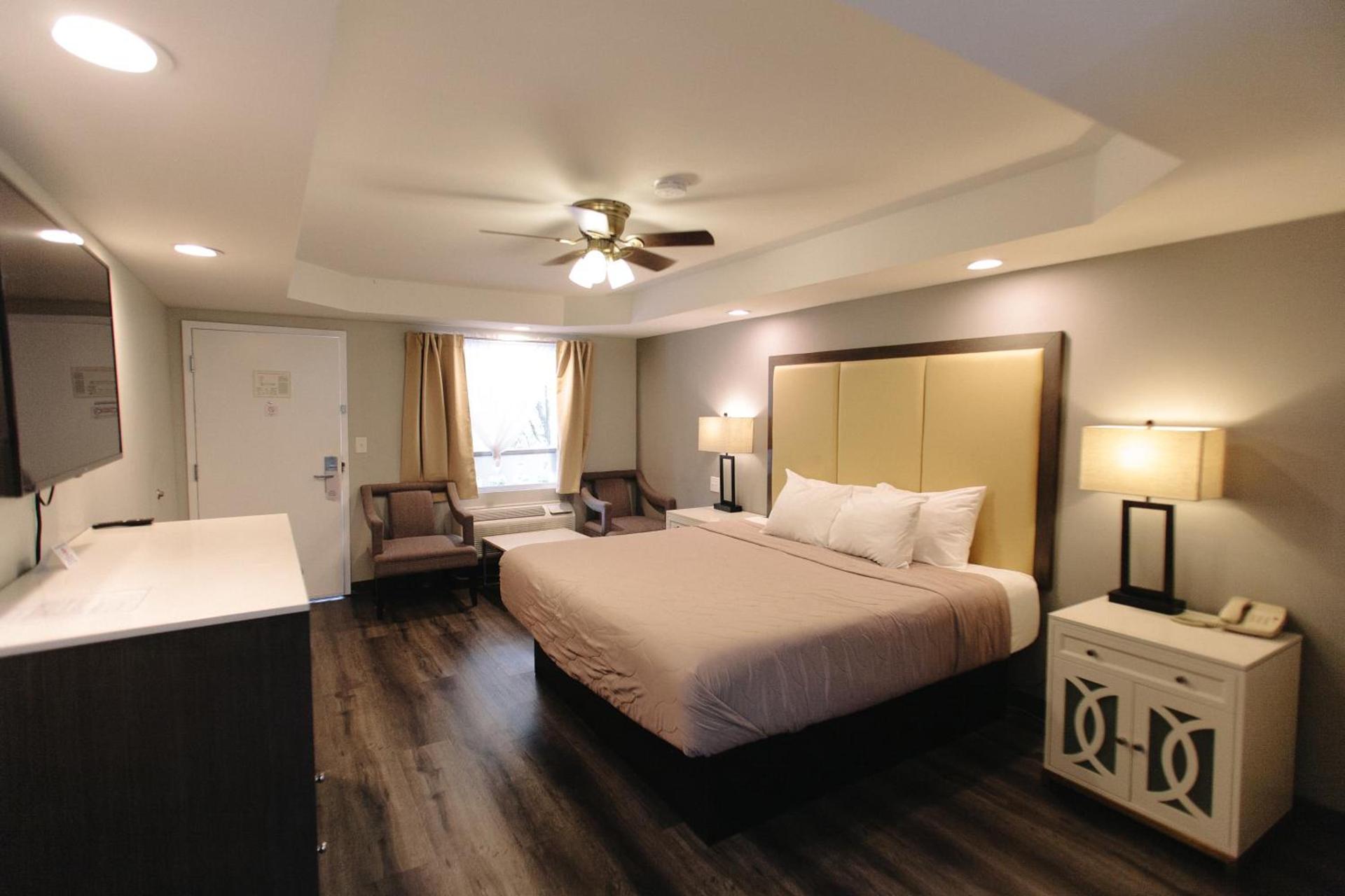 Riverbend Motel & Cabins photo 15