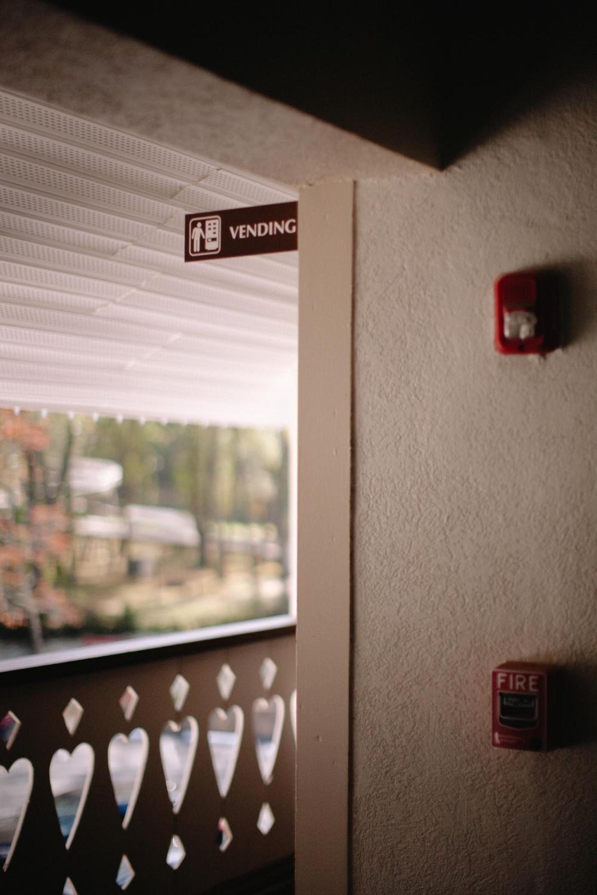 Riverbend Motel & Cabins photo 19