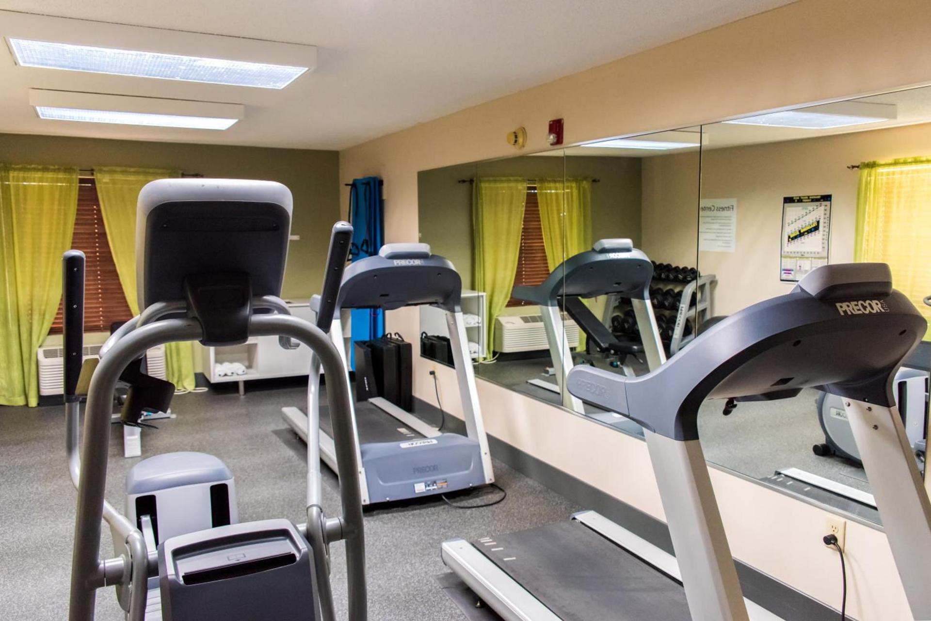 Holiday Inn Express Hotel & Suites Kinston by IHG photo 17