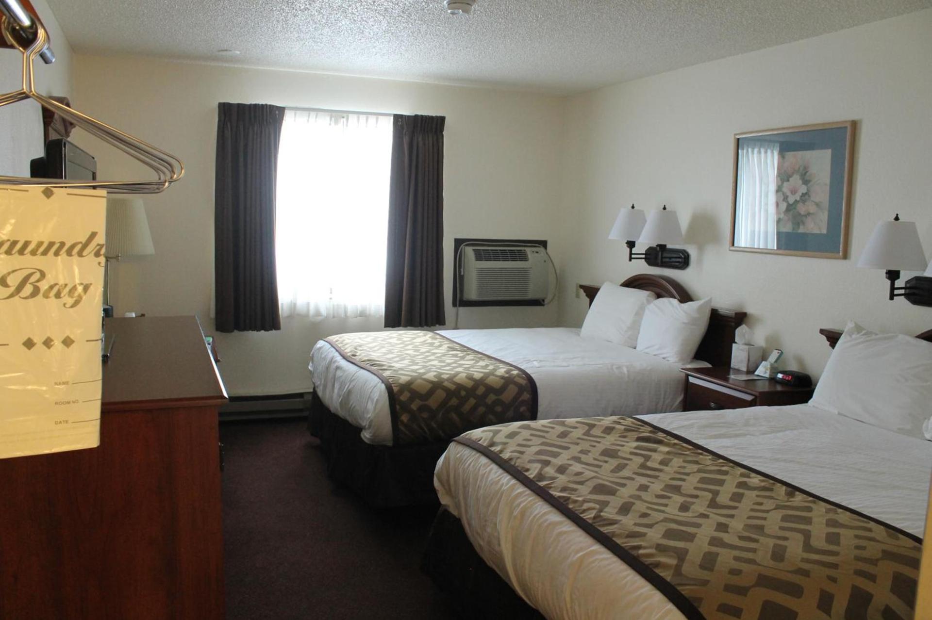 Lone Tree Inn photo 5
