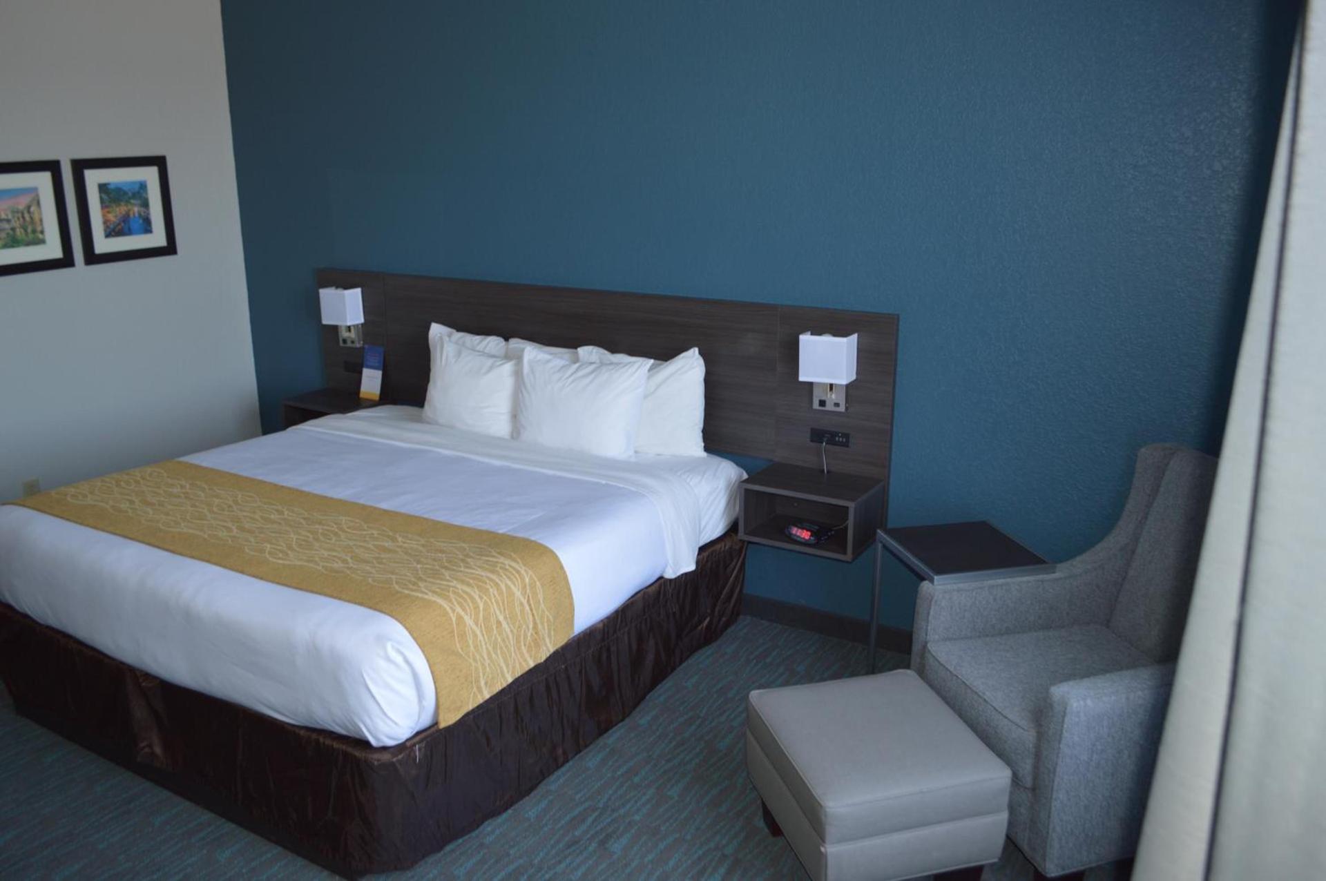 Spark by Hilton Selma photo 42