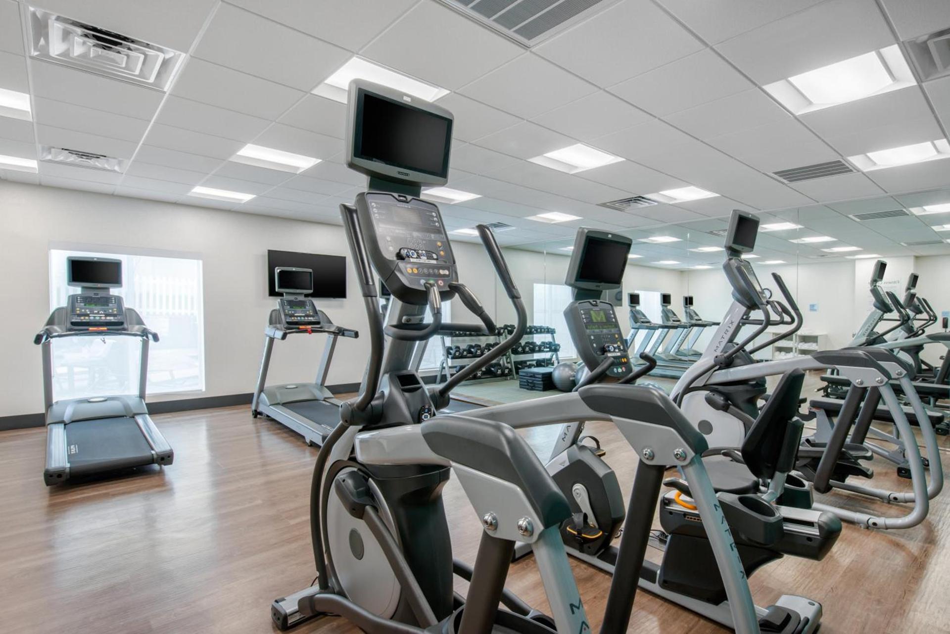 Holiday Inn Express & Suites Alachua - Gainesville Area by IHG photo 26