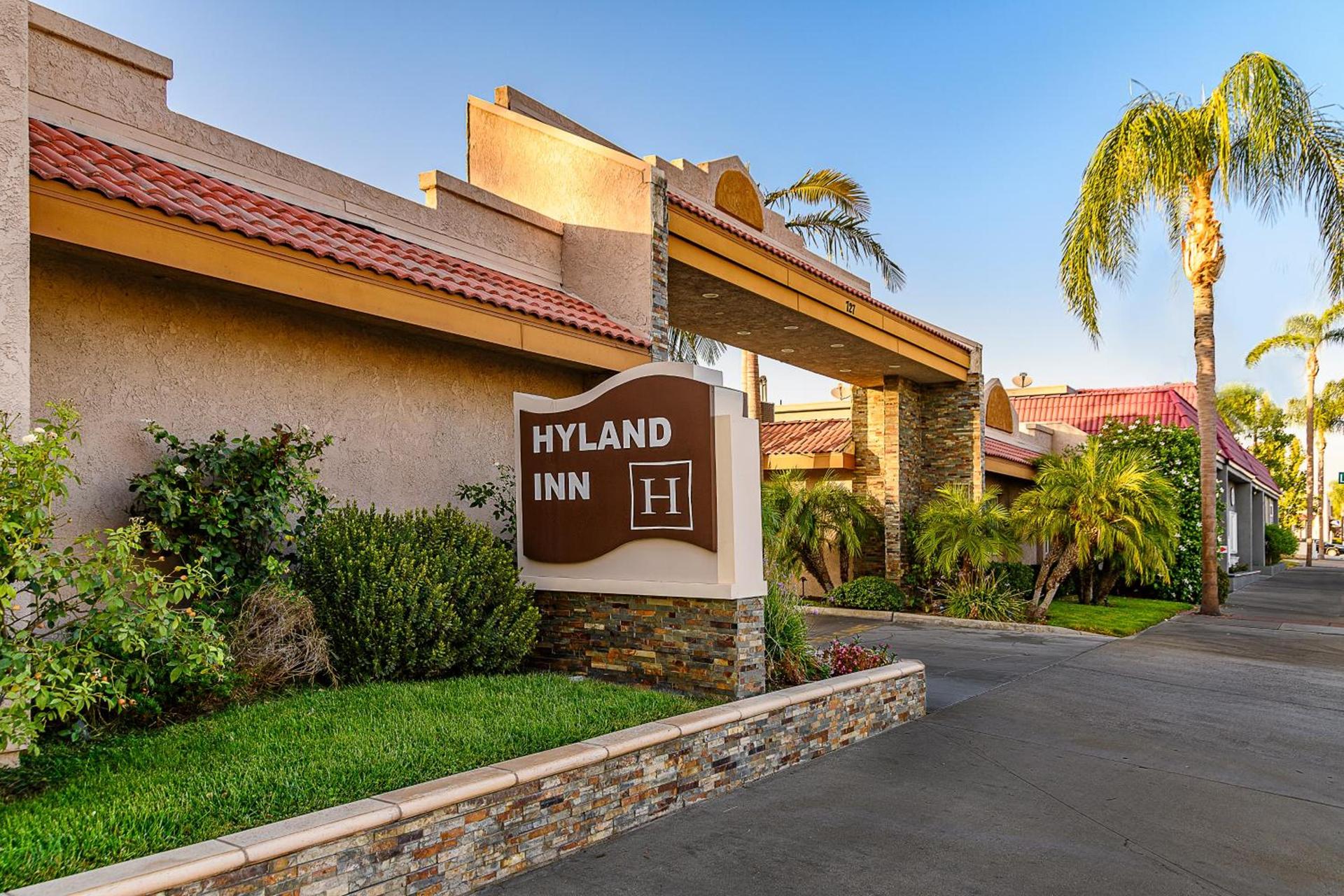 Hyland Inn Brea photo 6