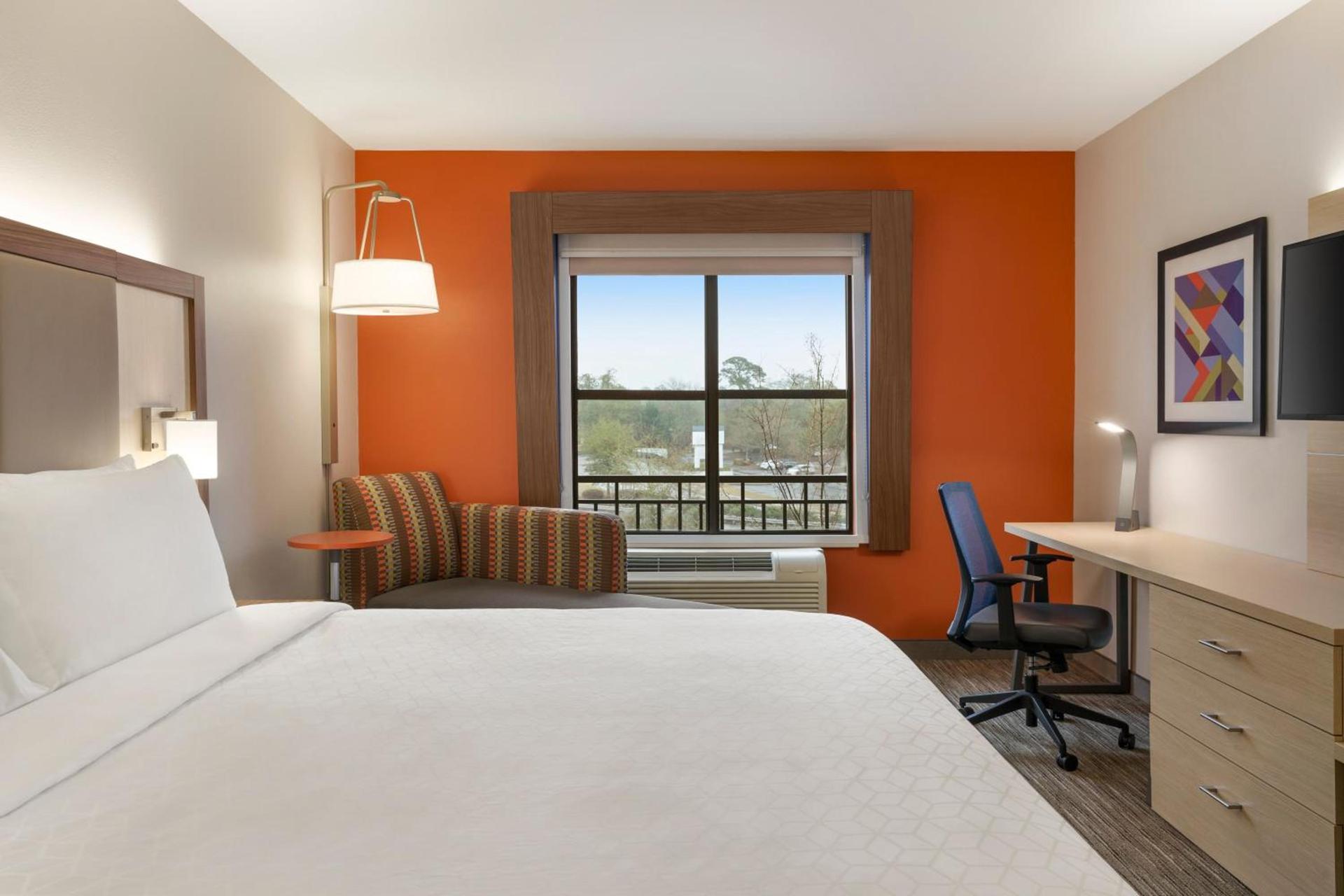 Holiday Inn Express Hotel & Suites Mount Pleasant - Charleston by IHG photo 29