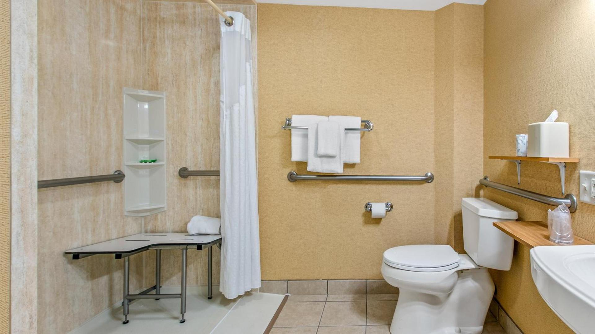 Holiday Inn & Suites Clearwater Beach by IHG photo 16