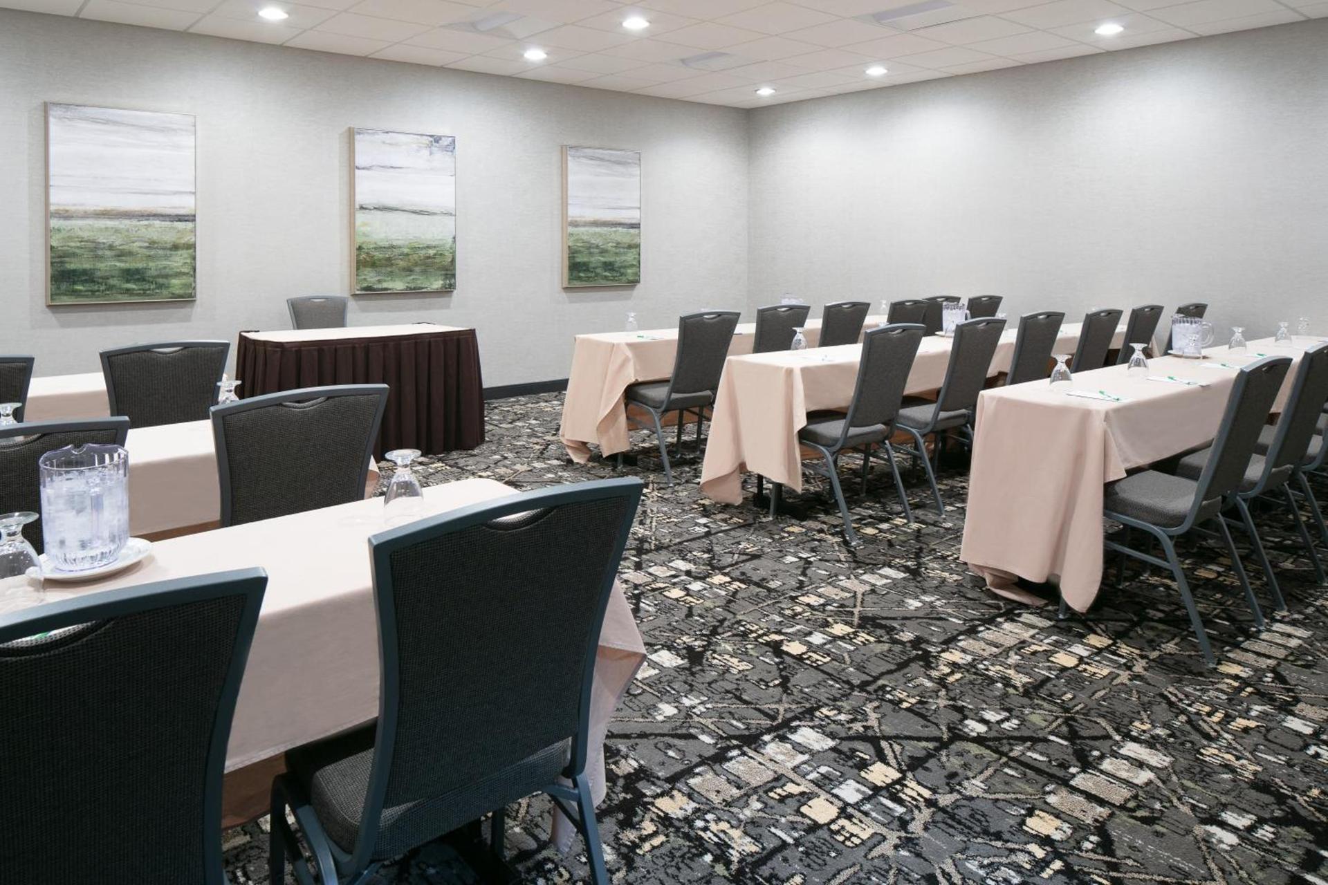 Holiday Inn Hotel & Suites Des Moines-Northwest by IHG photo 46