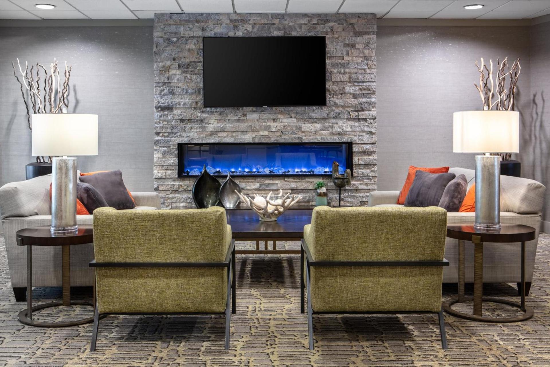 Holiday Inn Hotel & Suites Des Moines-Northwest by IHG photo 11