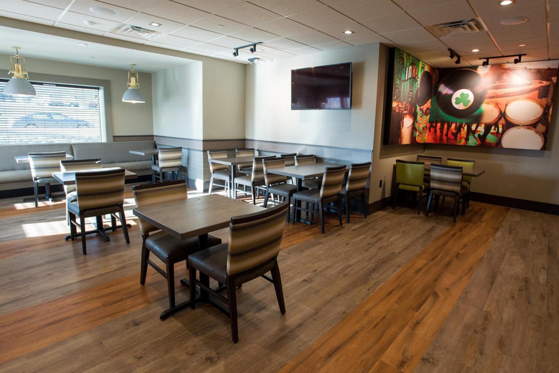 Holiday Inn Hotel & Suites Des Moines-Northwest by IHG photo 32