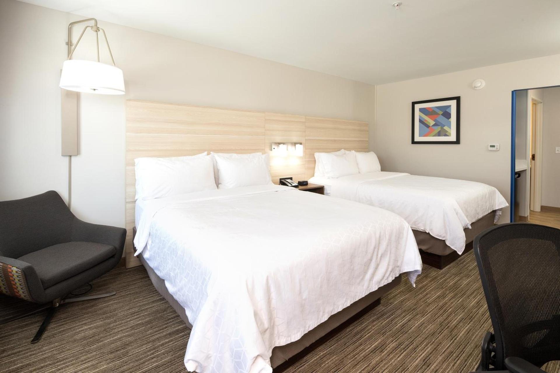 Holiday Inn Express & Suites La Porte by IHG photo 5