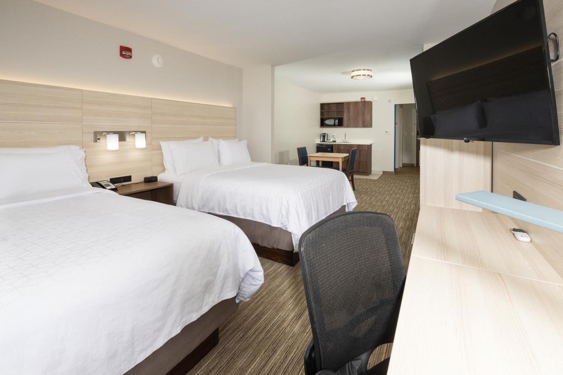 Holiday Inn Express & Suites La Porte by IHG photo 6