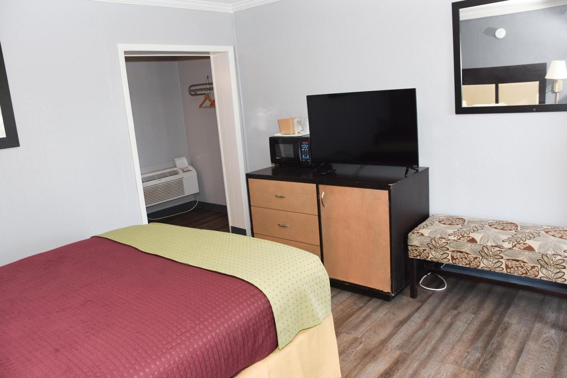 Lake Marion Inn photo 9