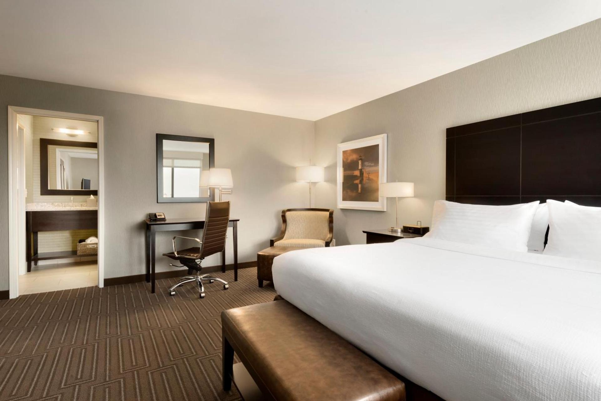 Holiday Inn & Suites Duluth-Downtown by IHG photo 13