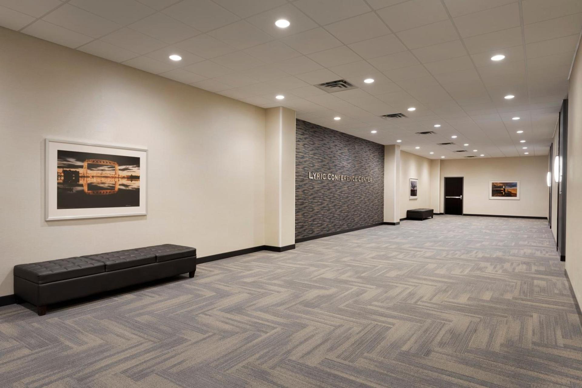 Holiday Inn & Suites Duluth-Downtown by IHG photo 41