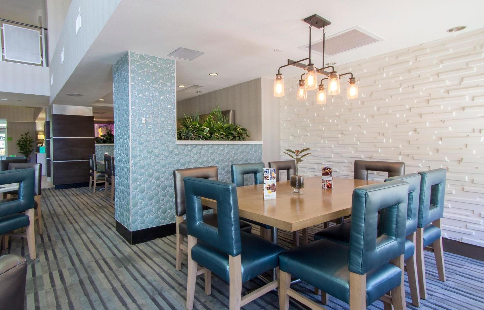 Holiday Inn Scottsdale North- Airpark by IHG photo 31